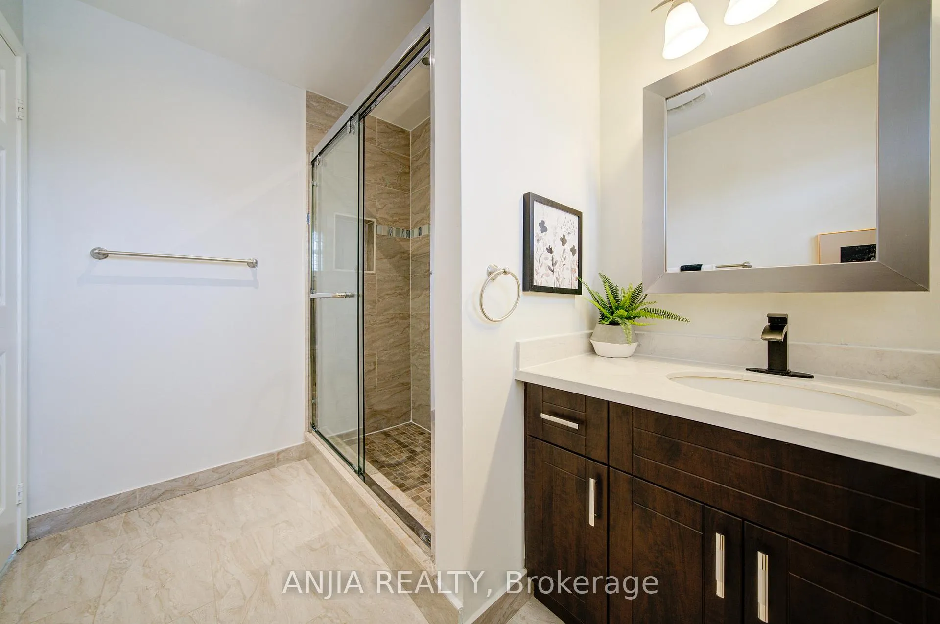 Photo 33 of 96 Castlemore Avenue, Markham, Berczy — HOMEH