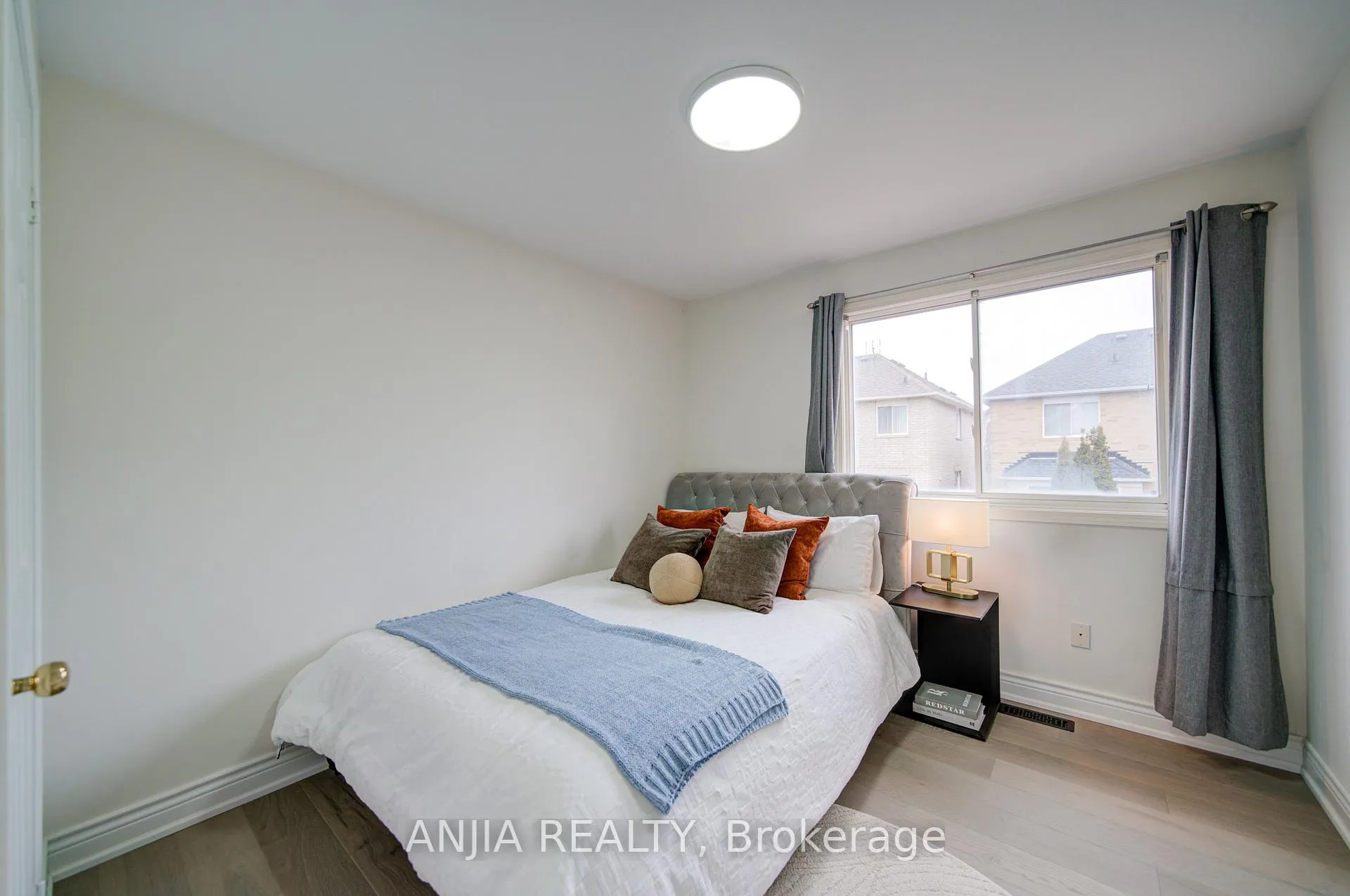 Photo 37 of 96 Castlemore Avenue, Markham, Berczy — HOMEH