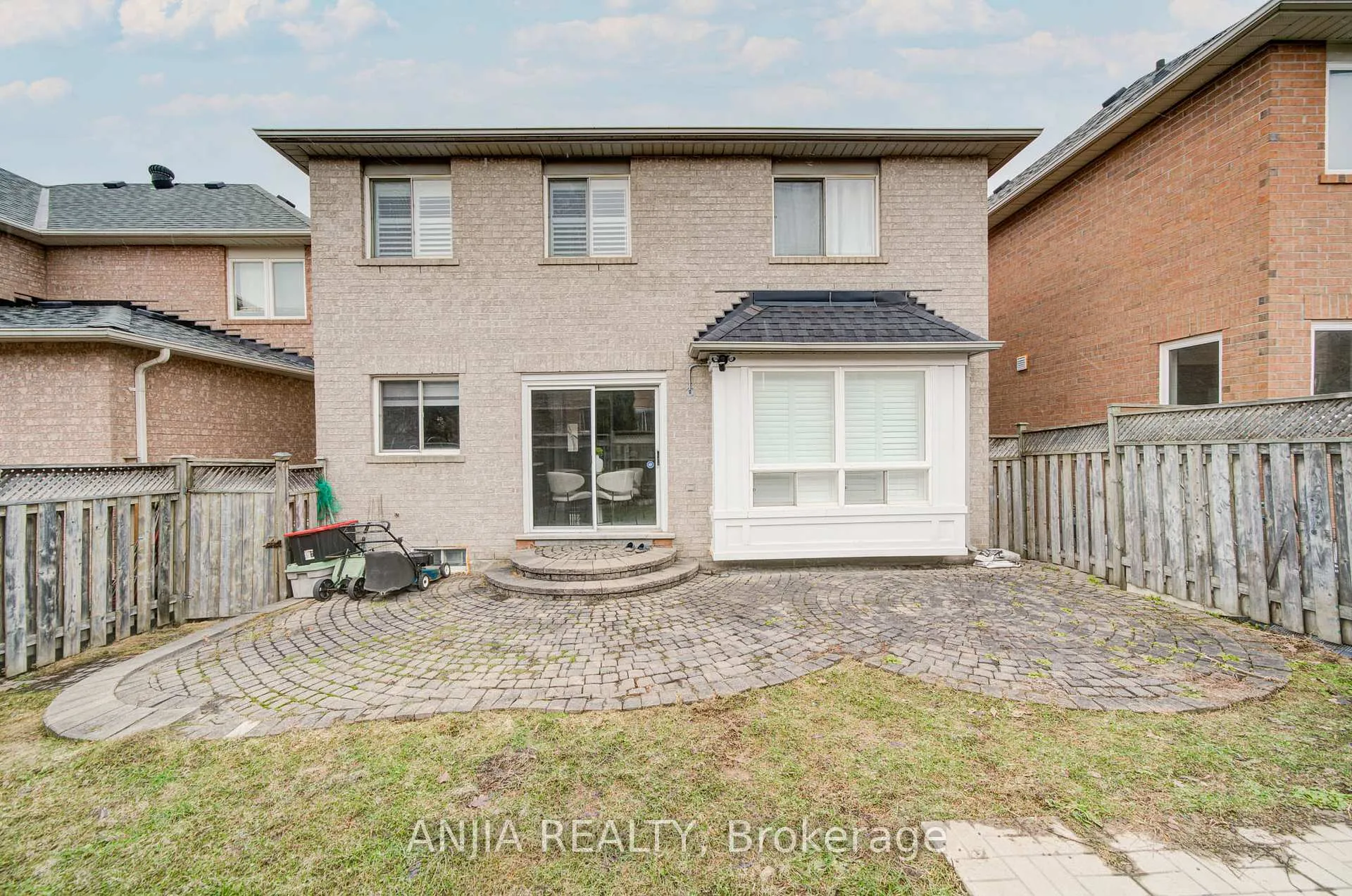 Photo 45 of 96 Castlemore Avenue, Markham, Berczy — HOMEH