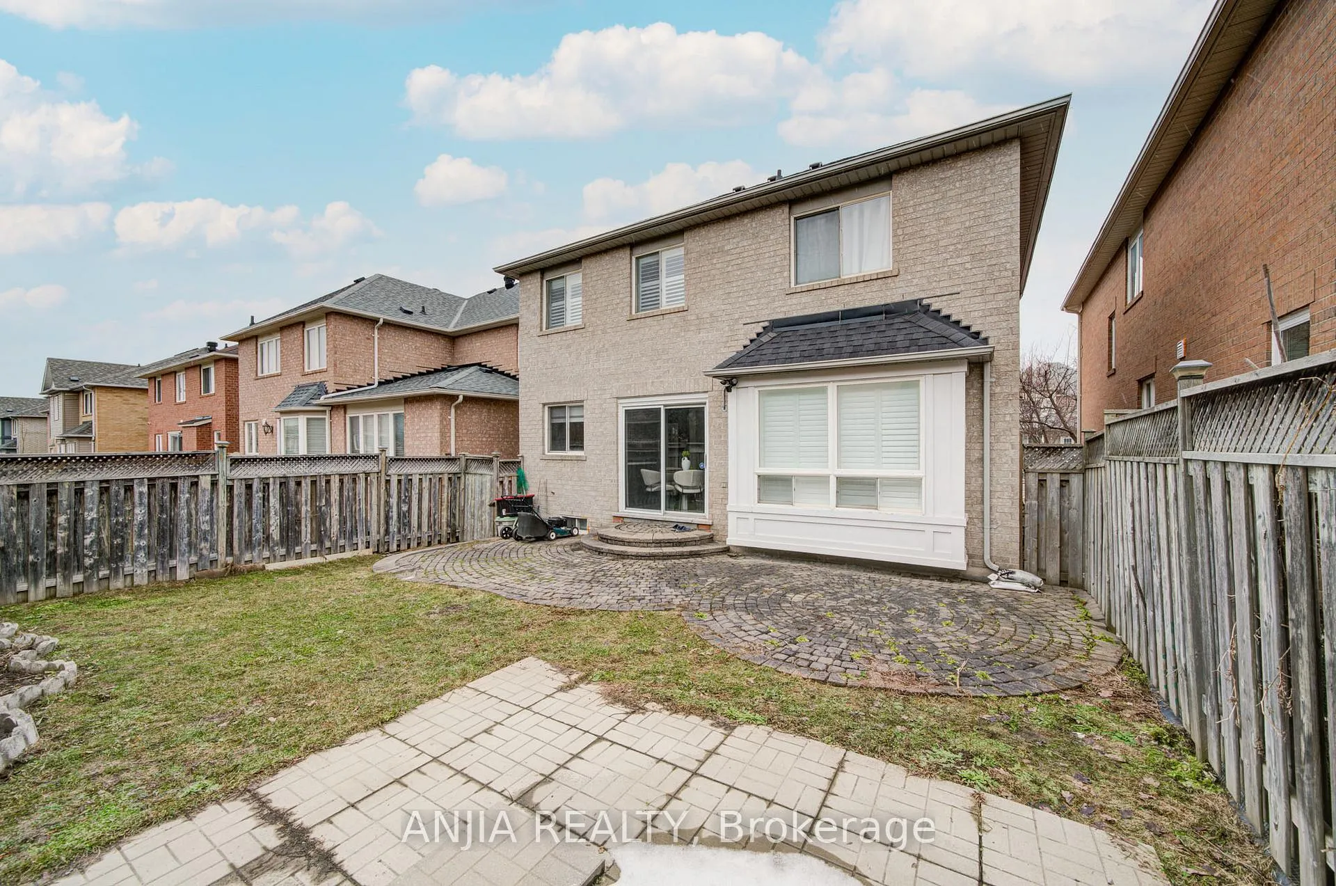 Photo 46 of 96 Castlemore Avenue, Markham, Berczy — HOMEH