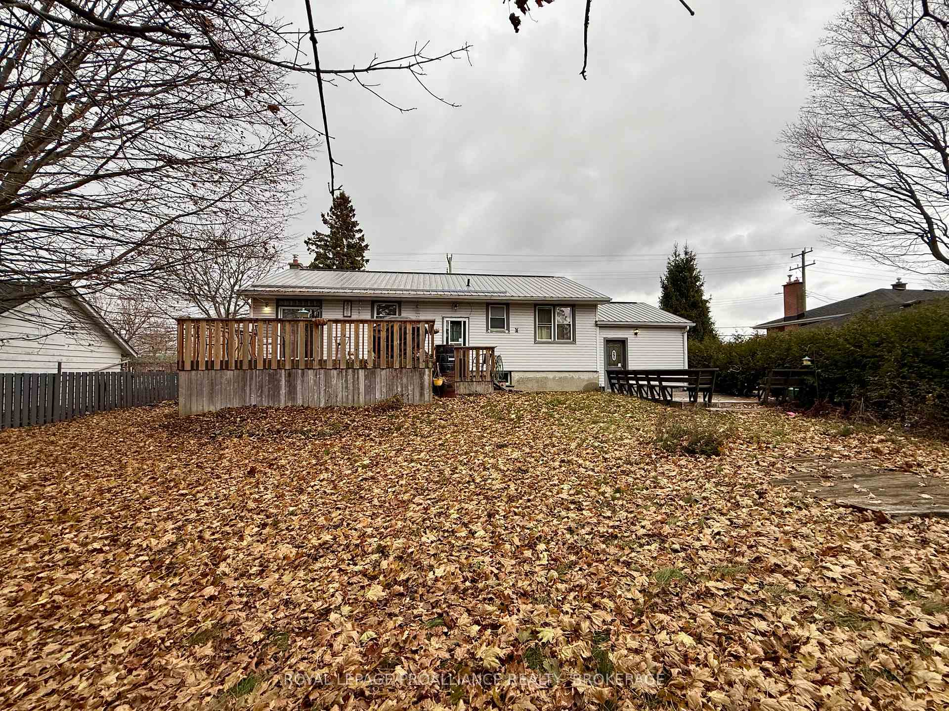 Photo 23 of 725 Front Road, Kingston, City Southwest — HOMEH