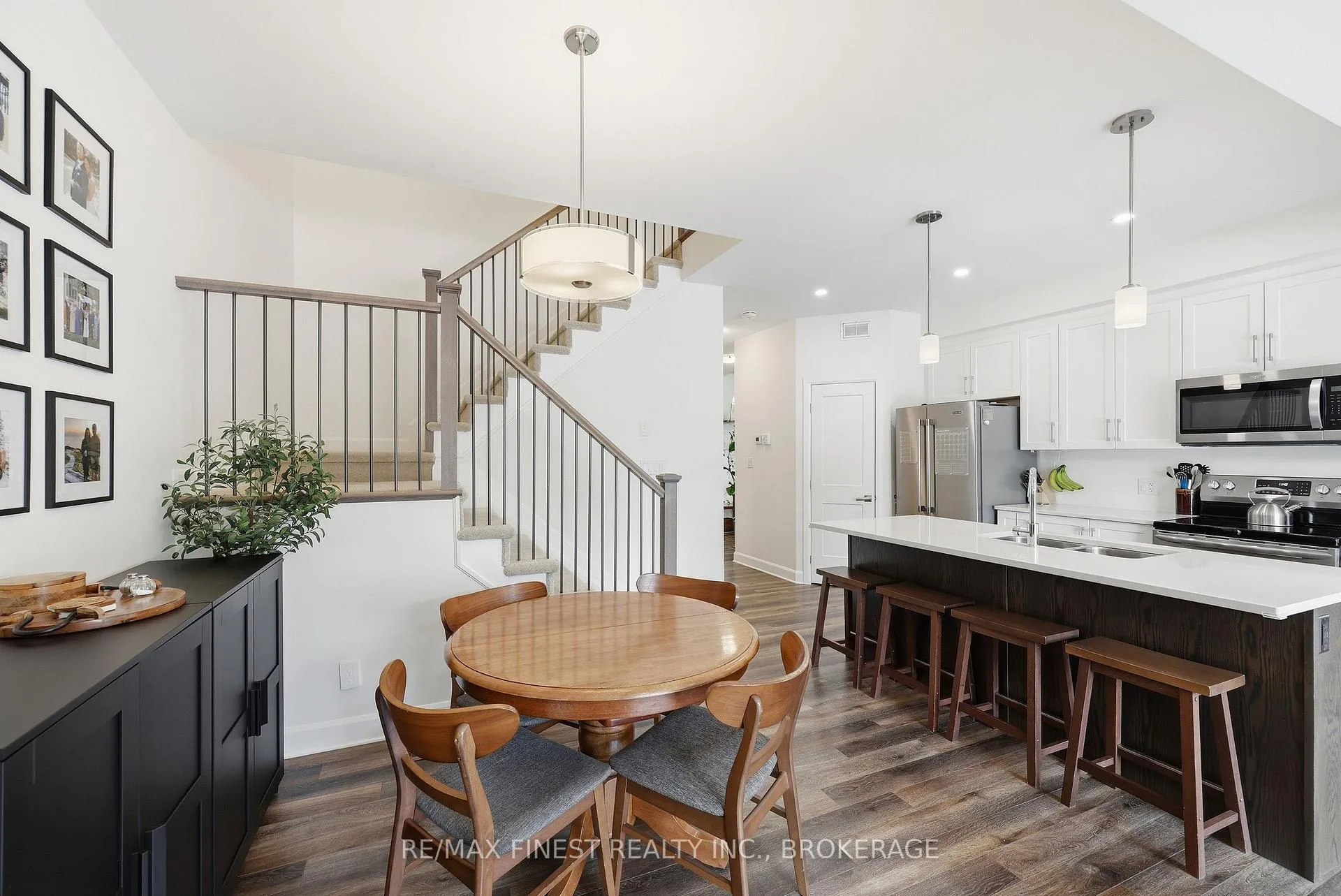 Photo 12 of 1646 Tenley Drive, Kingston, City Northwest — HOMEH