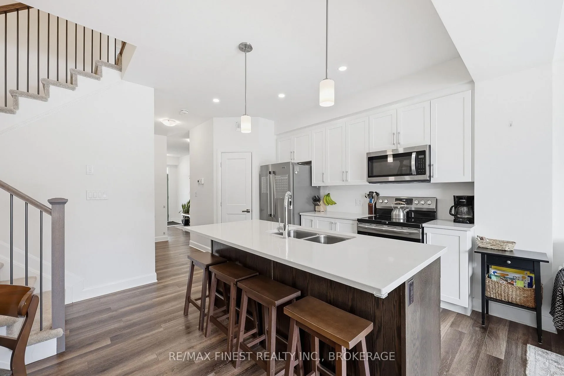 Photo 13 of 1646 Tenley Drive, Kingston, City Northwest — HOMEH