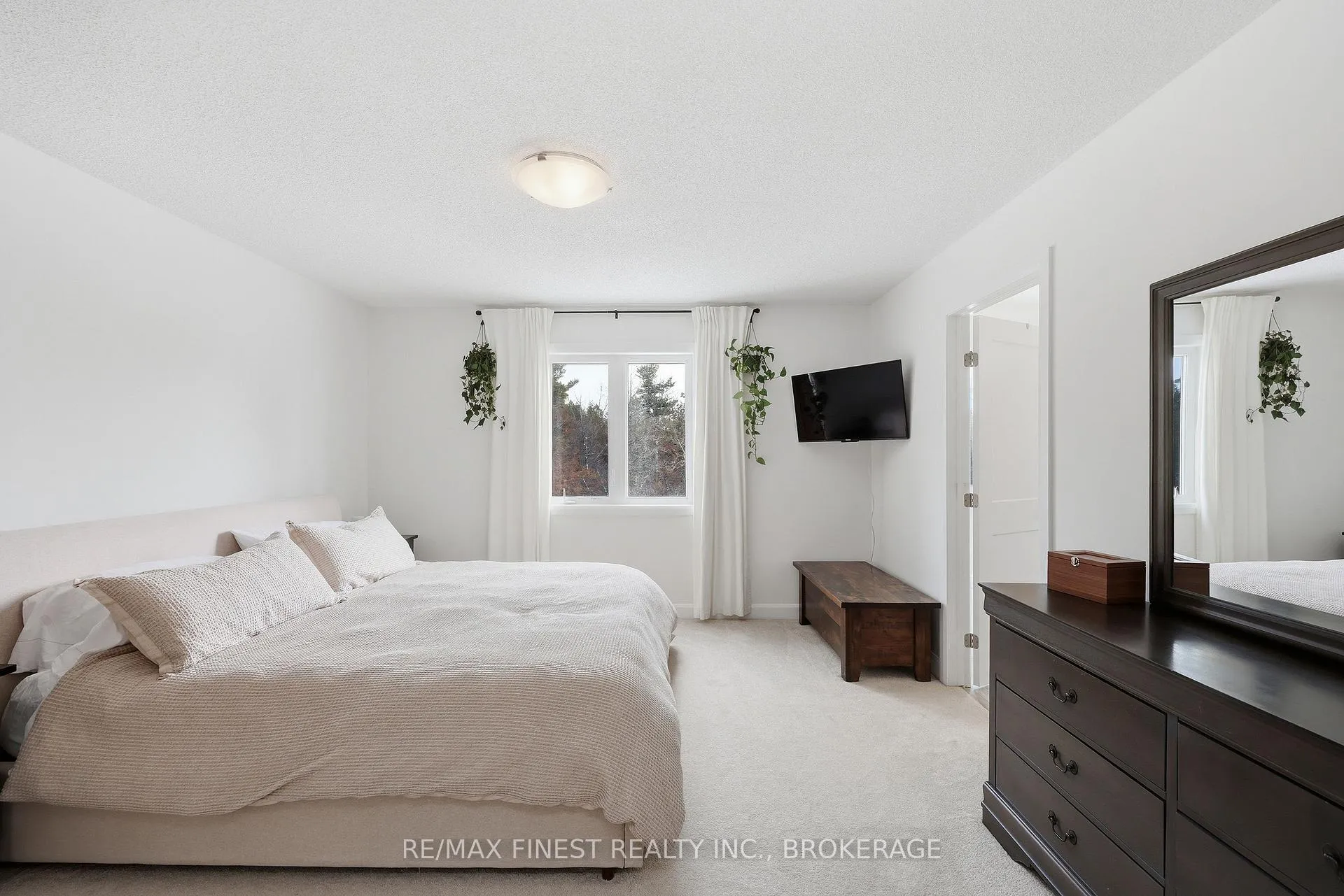 Photo 27 of 1646 Tenley Drive, Kingston, City Northwest — HOMEH