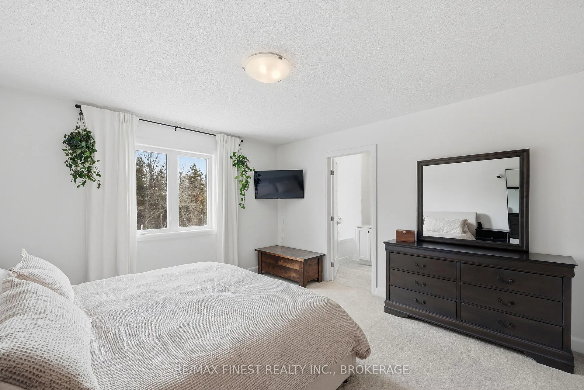 Photo 28 of 1646 Tenley Drive, Kingston, City Northwest — HOMEH