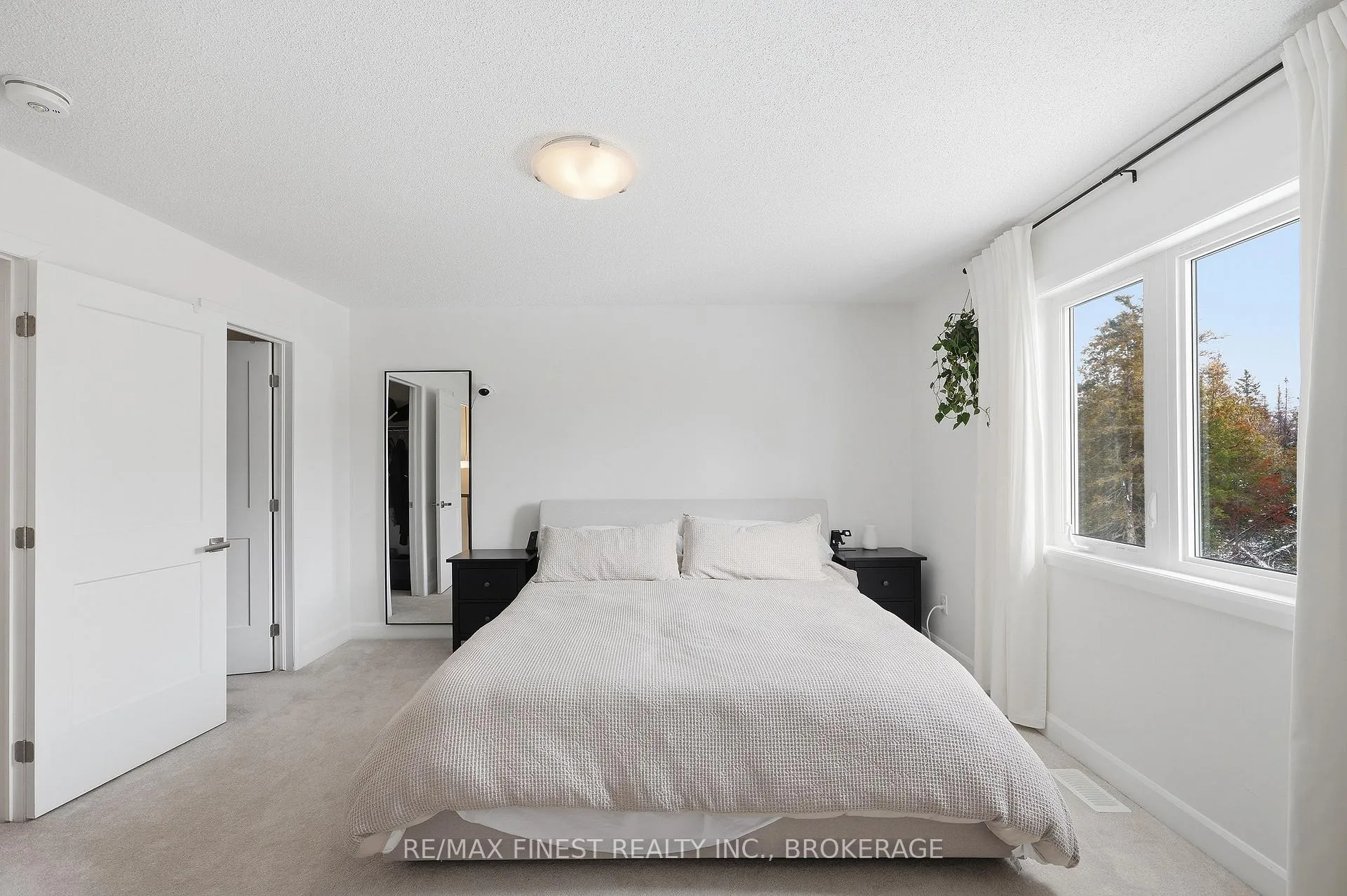 Photo 31 of 1646 Tenley Drive, Kingston, City Northwest — HOMEH