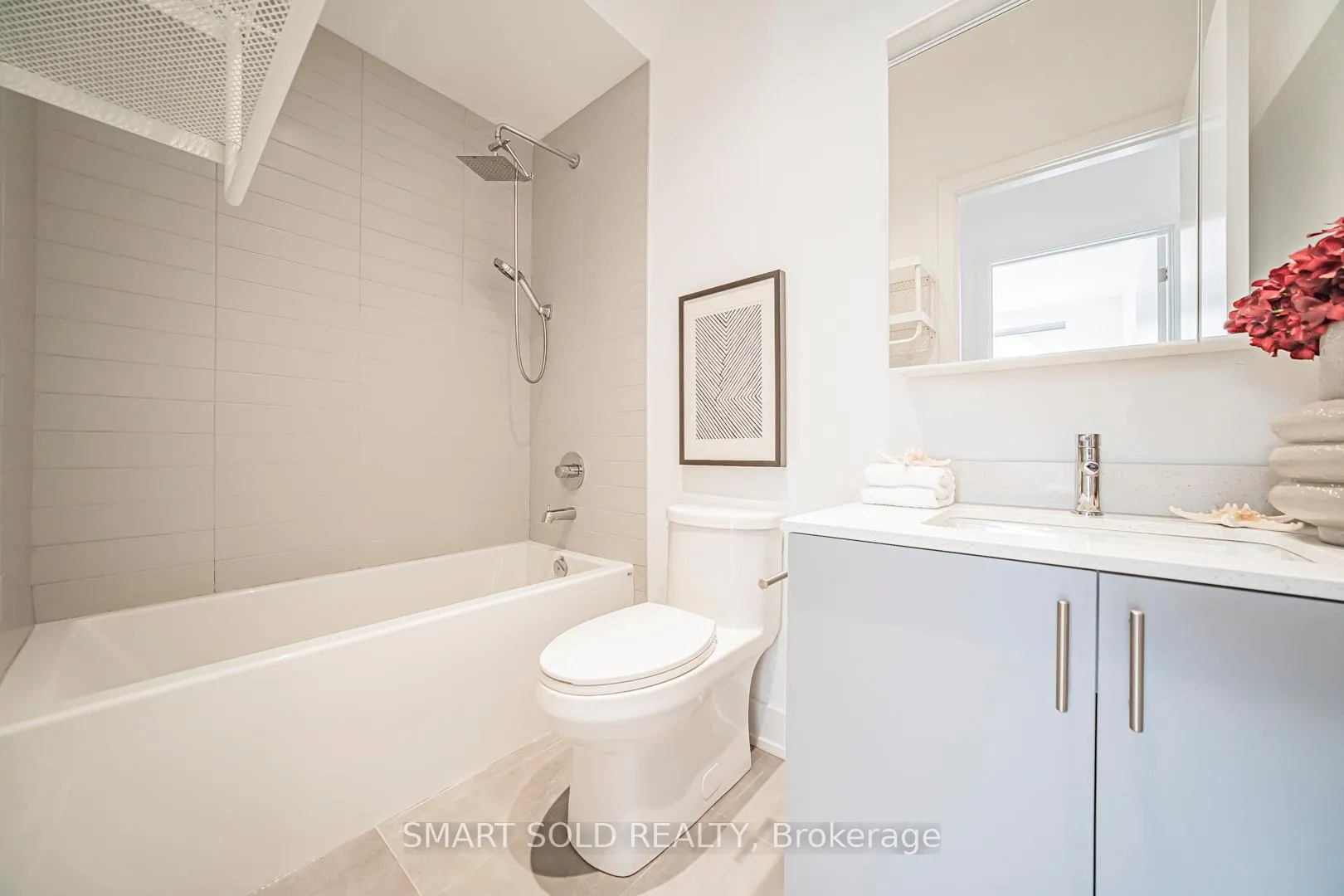 Photo 42 of 22 Chestnut Court, Aurora, Rural Aurora — HOMEH
