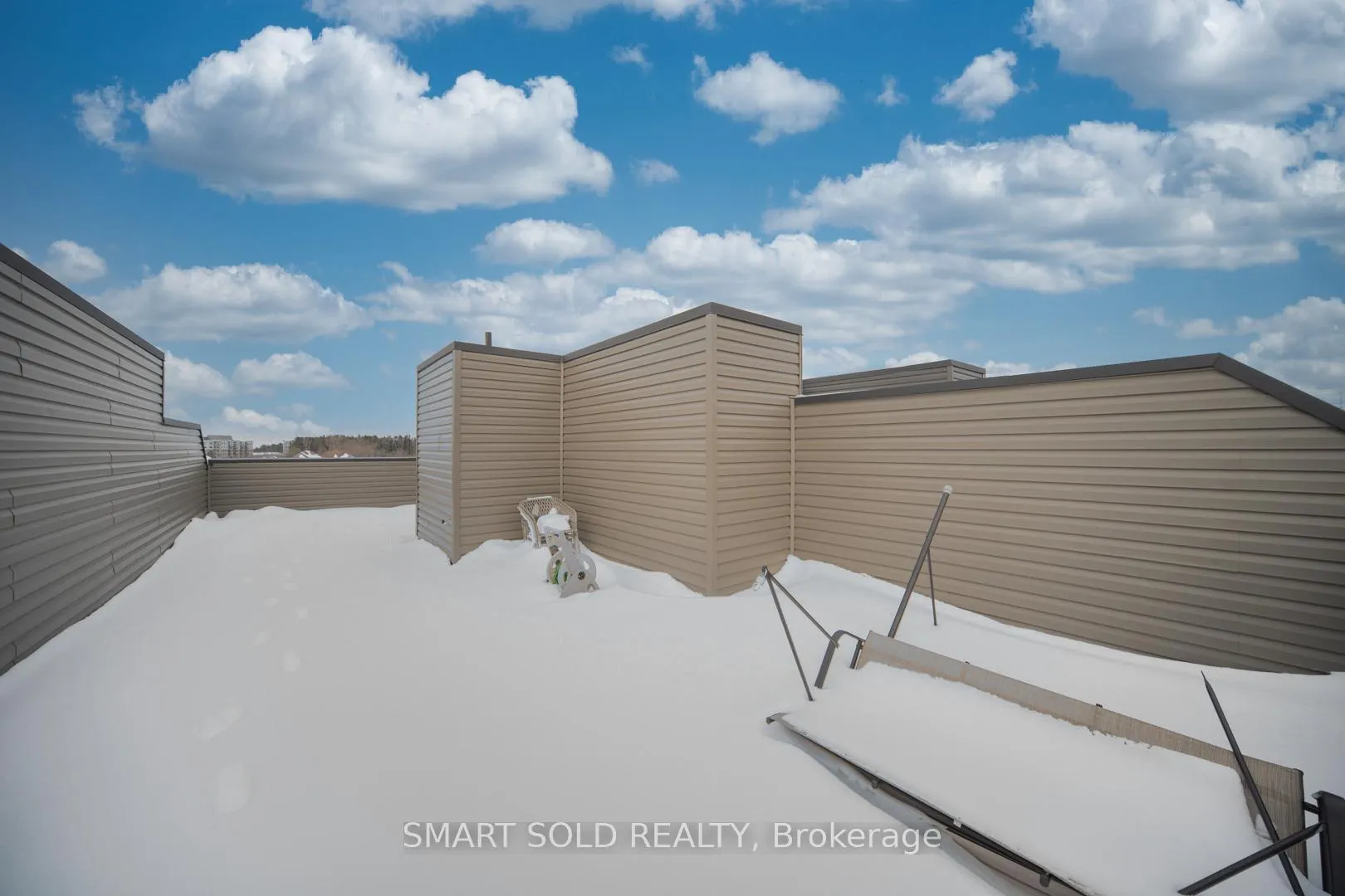 Photo 49 of 22 Chestnut Court, Aurora, Rural Aurora — HOMEH