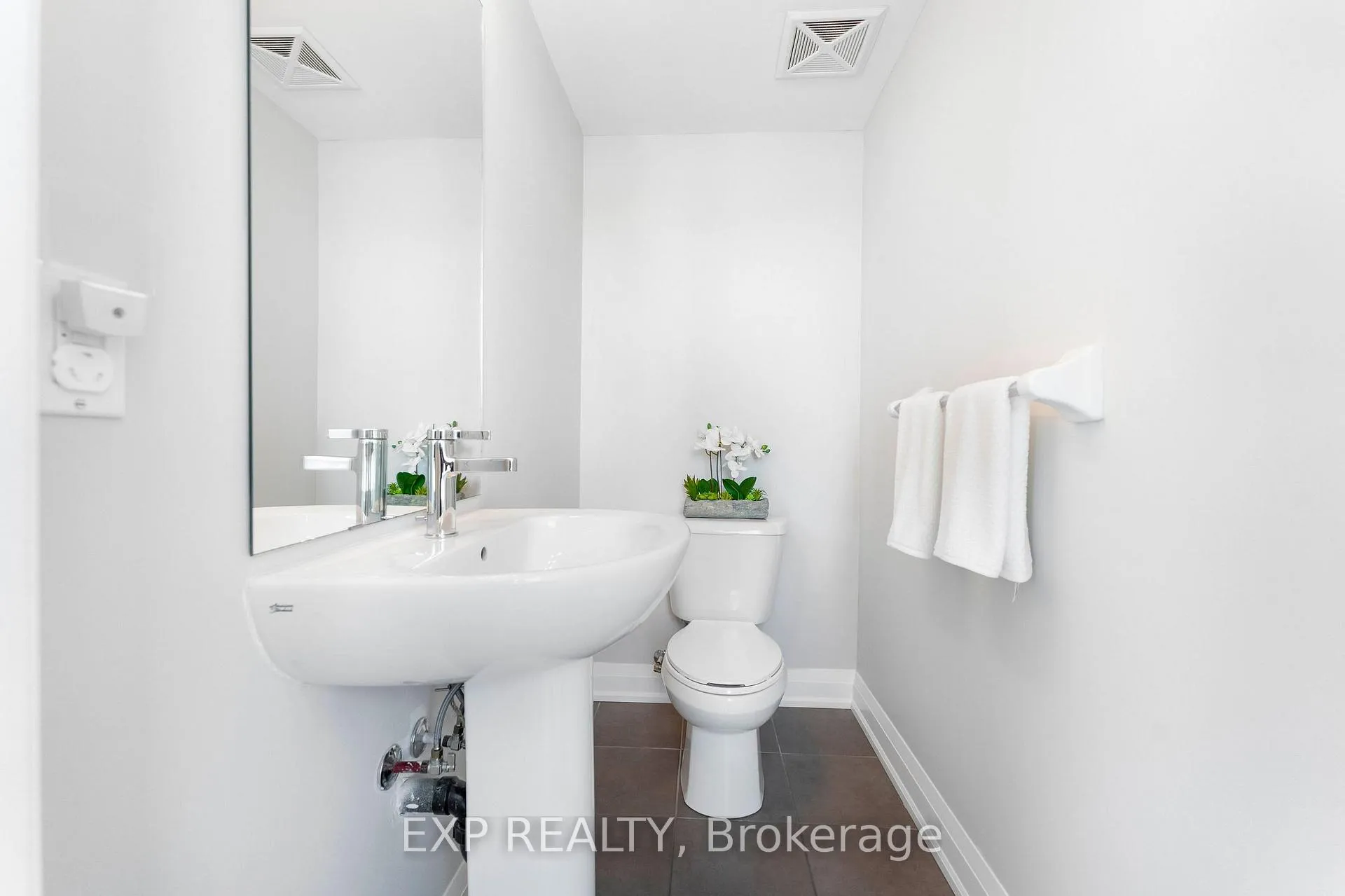 Photo 18 of Unit 201, 1200 Main Street E, Milton, Dempsey — HOMEH