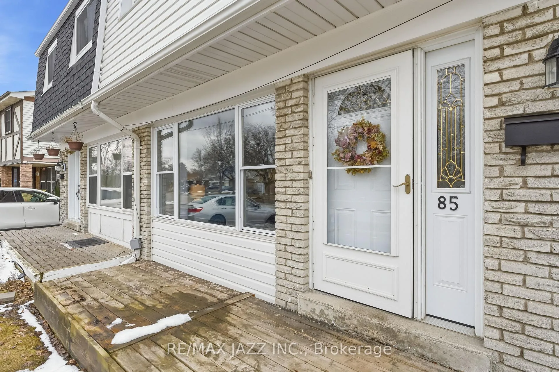 Photo 5 of 85 Ormond Drive, Oshawa, Samac — HOMEH