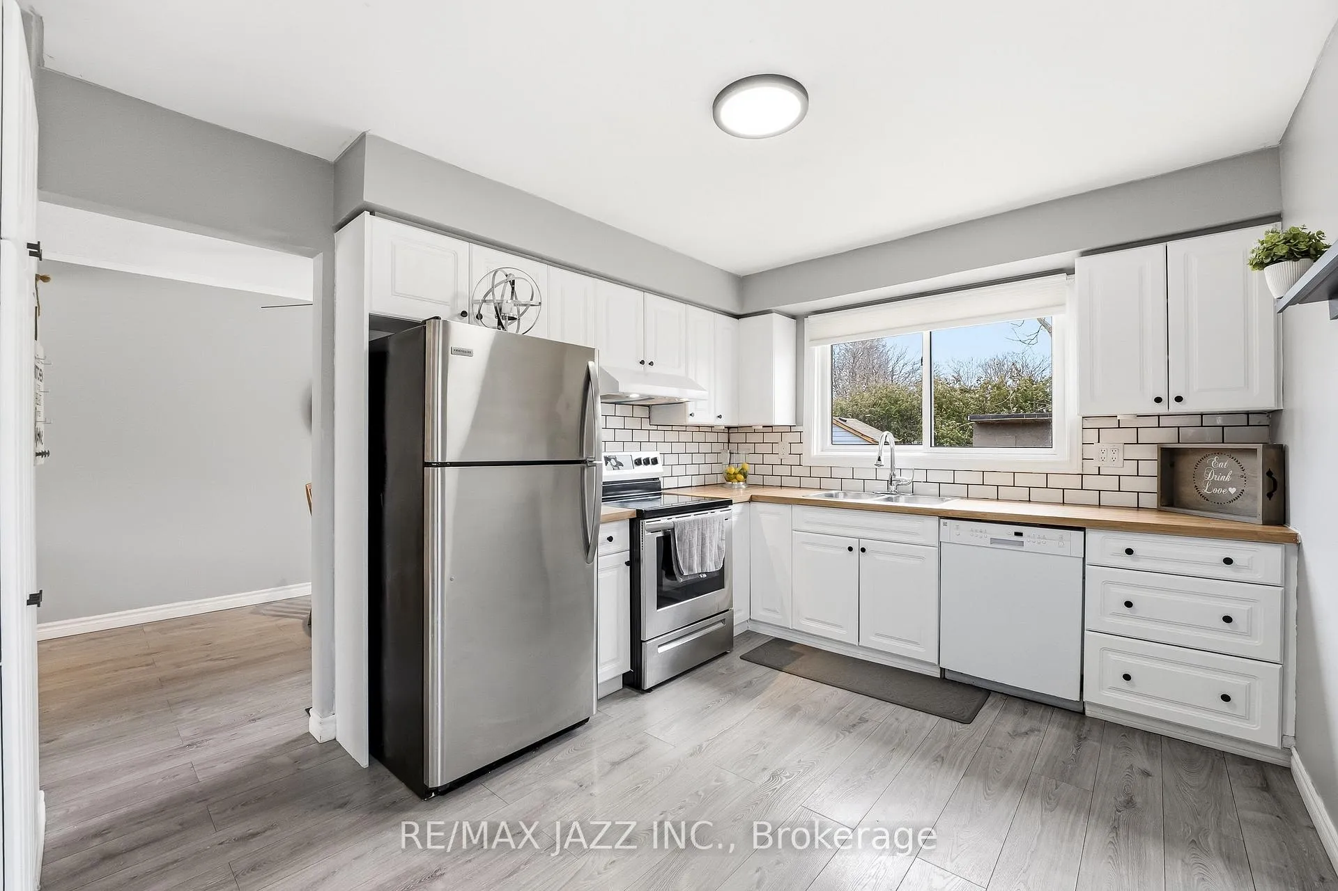 Photo 19 of 85 Ormond Drive, Oshawa, Samac — HOMEH