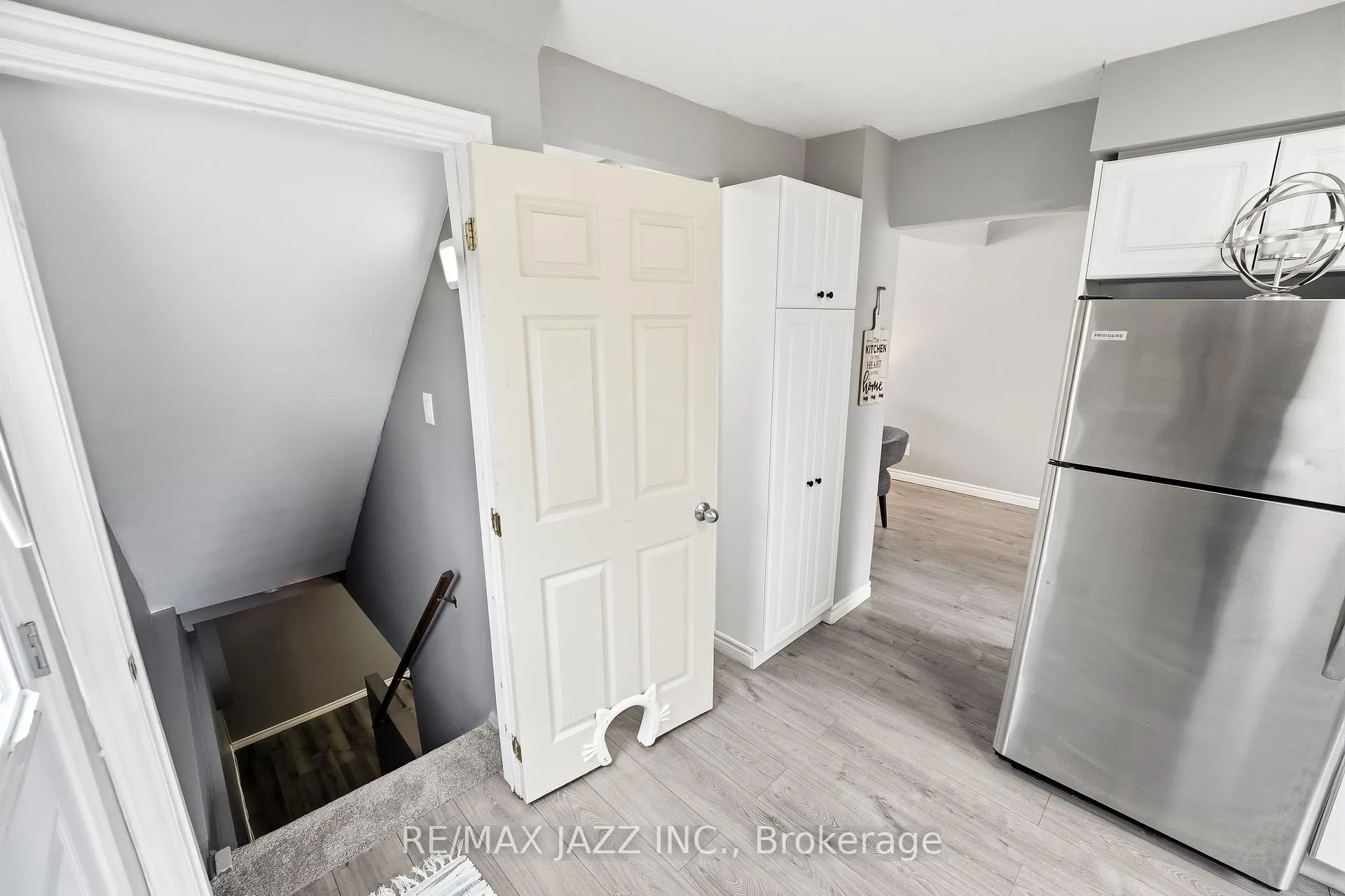 Photo 21 of 85 Ormond Drive, Oshawa, Samac — HOMEH