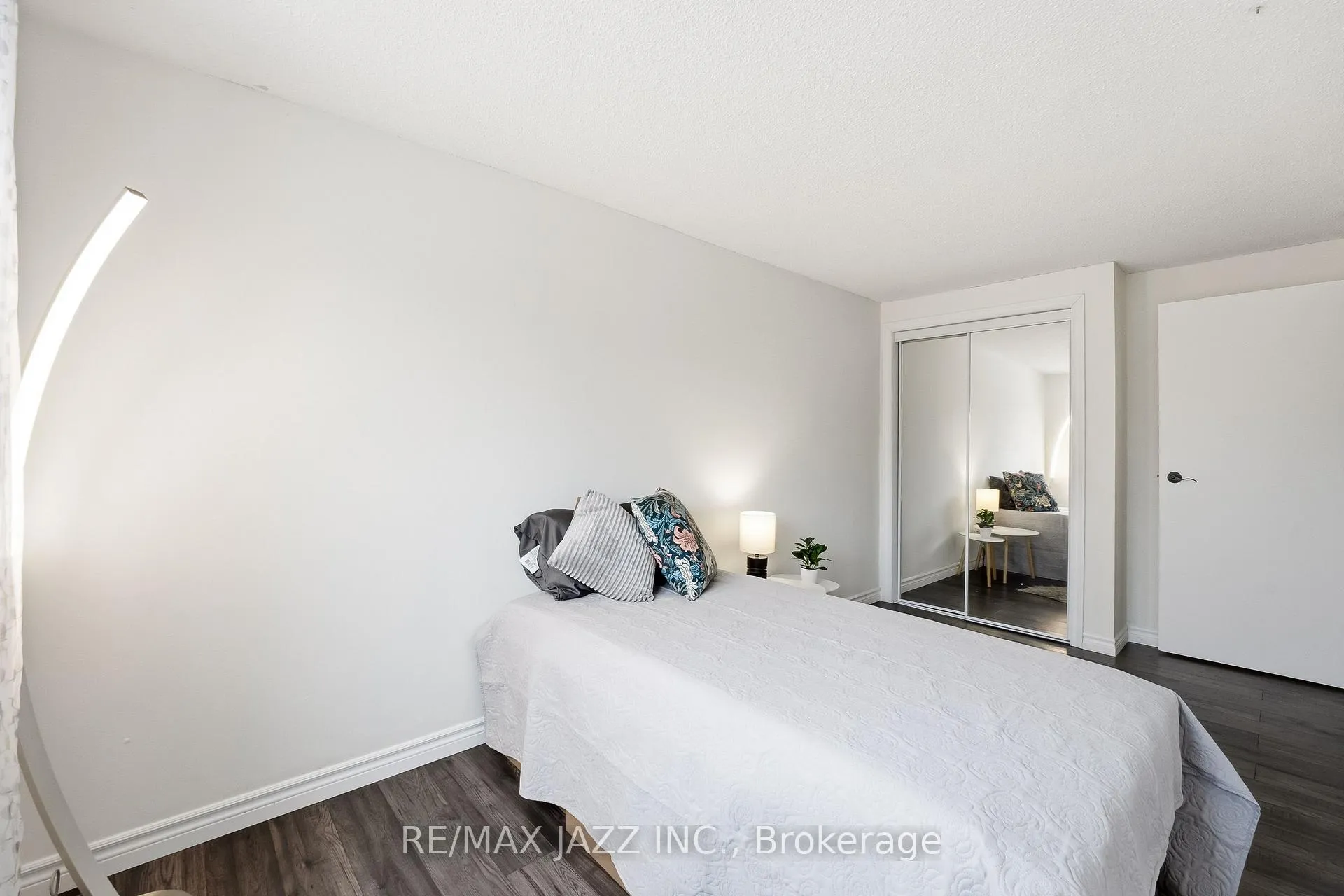 Photo 26 of 85 Ormond Drive, Oshawa, Samac — HOMEH