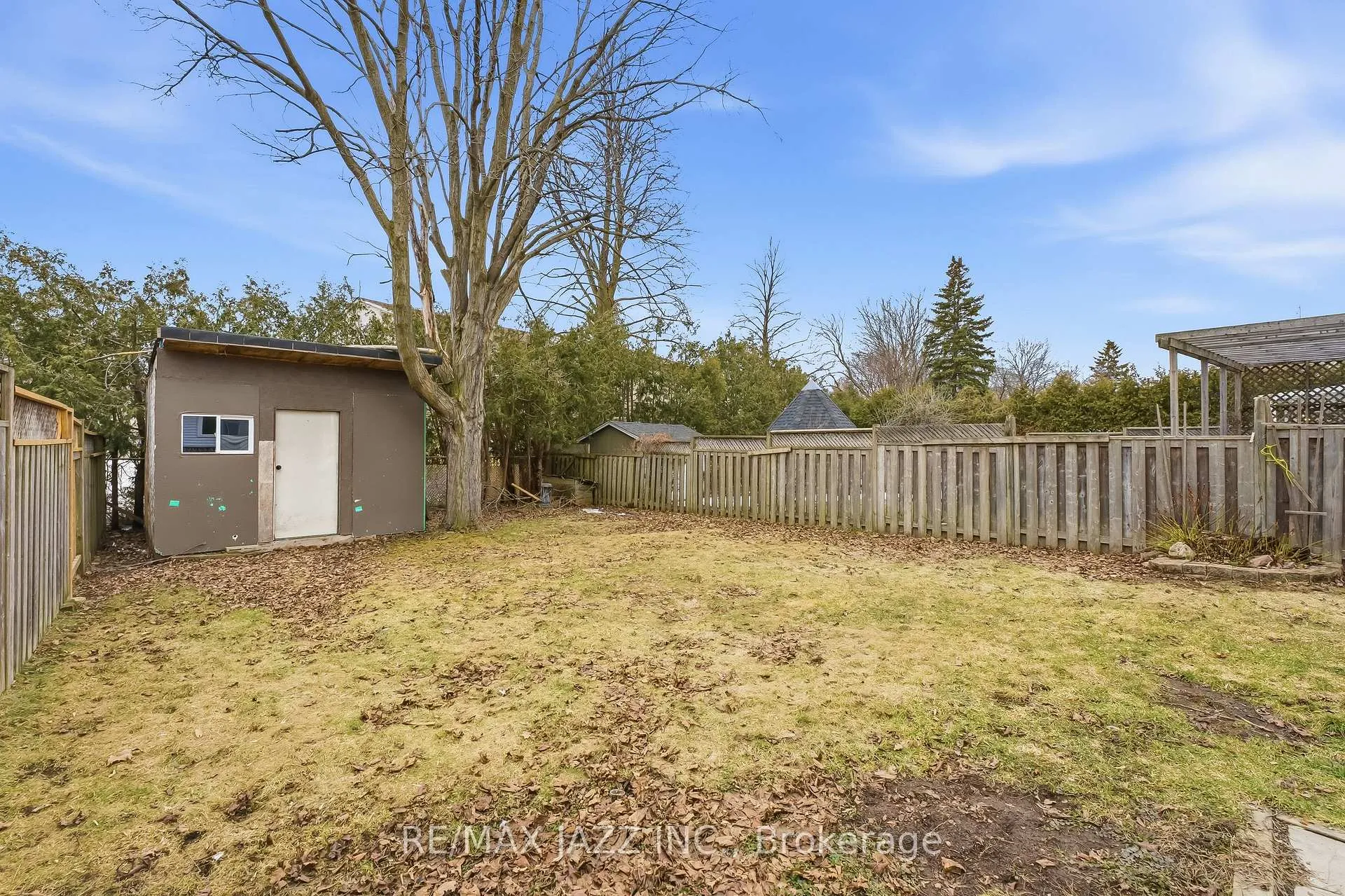 Photo 42 of 85 Ormond Drive, Oshawa, Samac — HOMEH