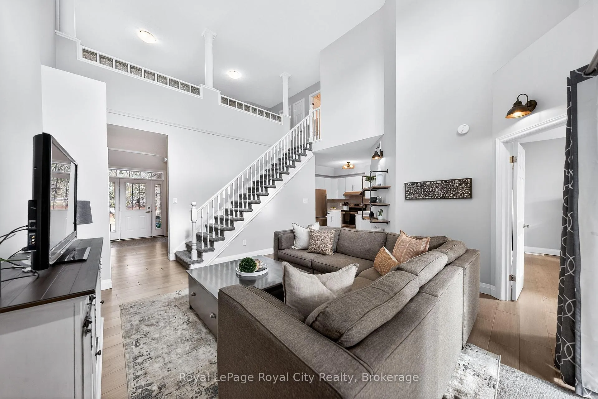Photo 9 of Unit 3, 254 Summerfield Drive, Guelph, Pineridge/Westminster Woods — HOMEH