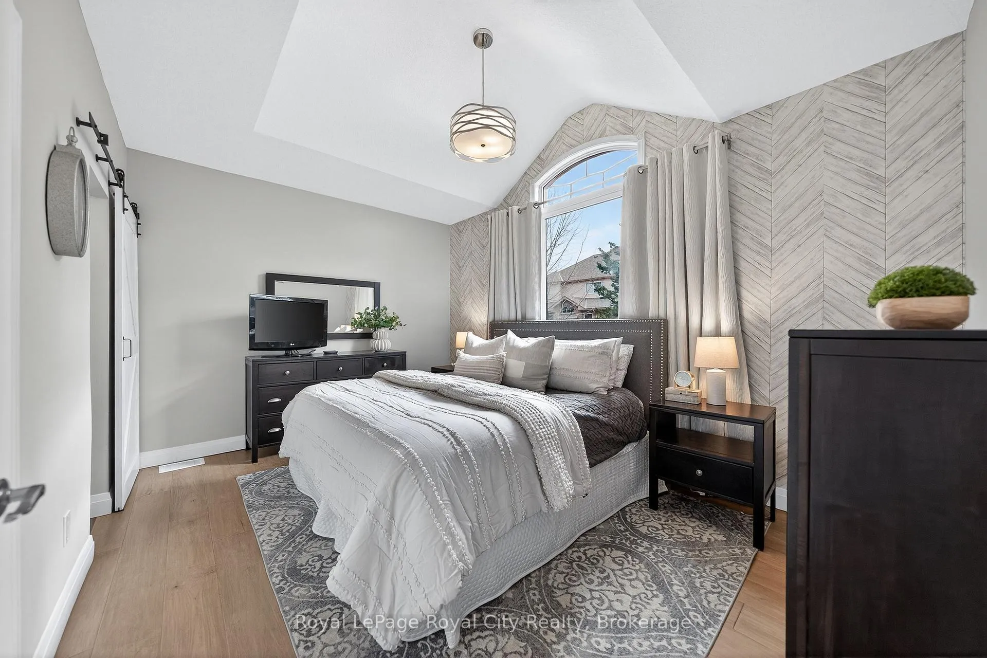 Photo 15 of Unit 3, 254 Summerfield Drive, Guelph, Pineridge/Westminster Woods — HOMEH