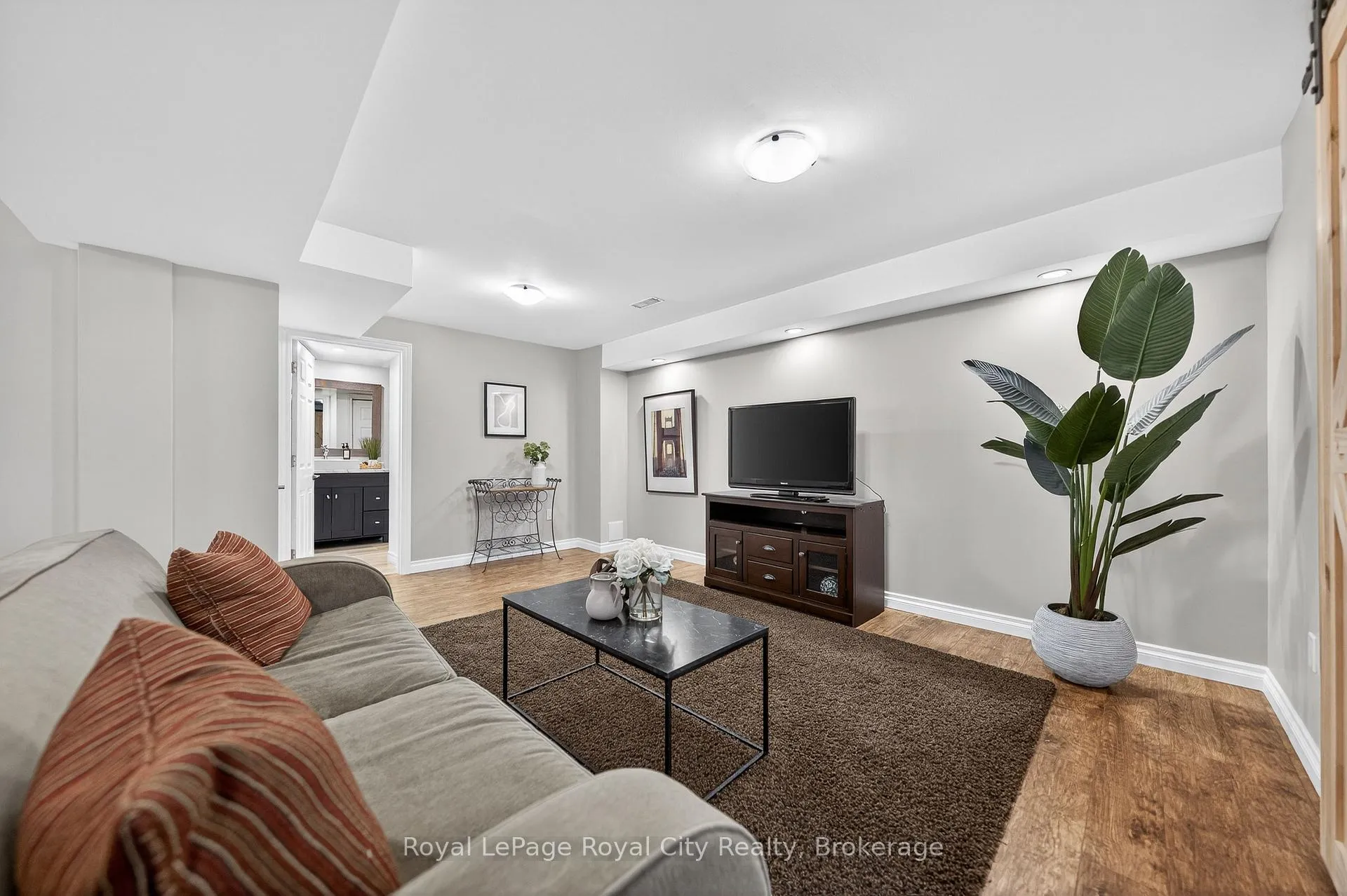 Photo 30 of Unit 3, 254 Summerfield Drive, Guelph, Pineridge/Westminster Woods — HOMEH