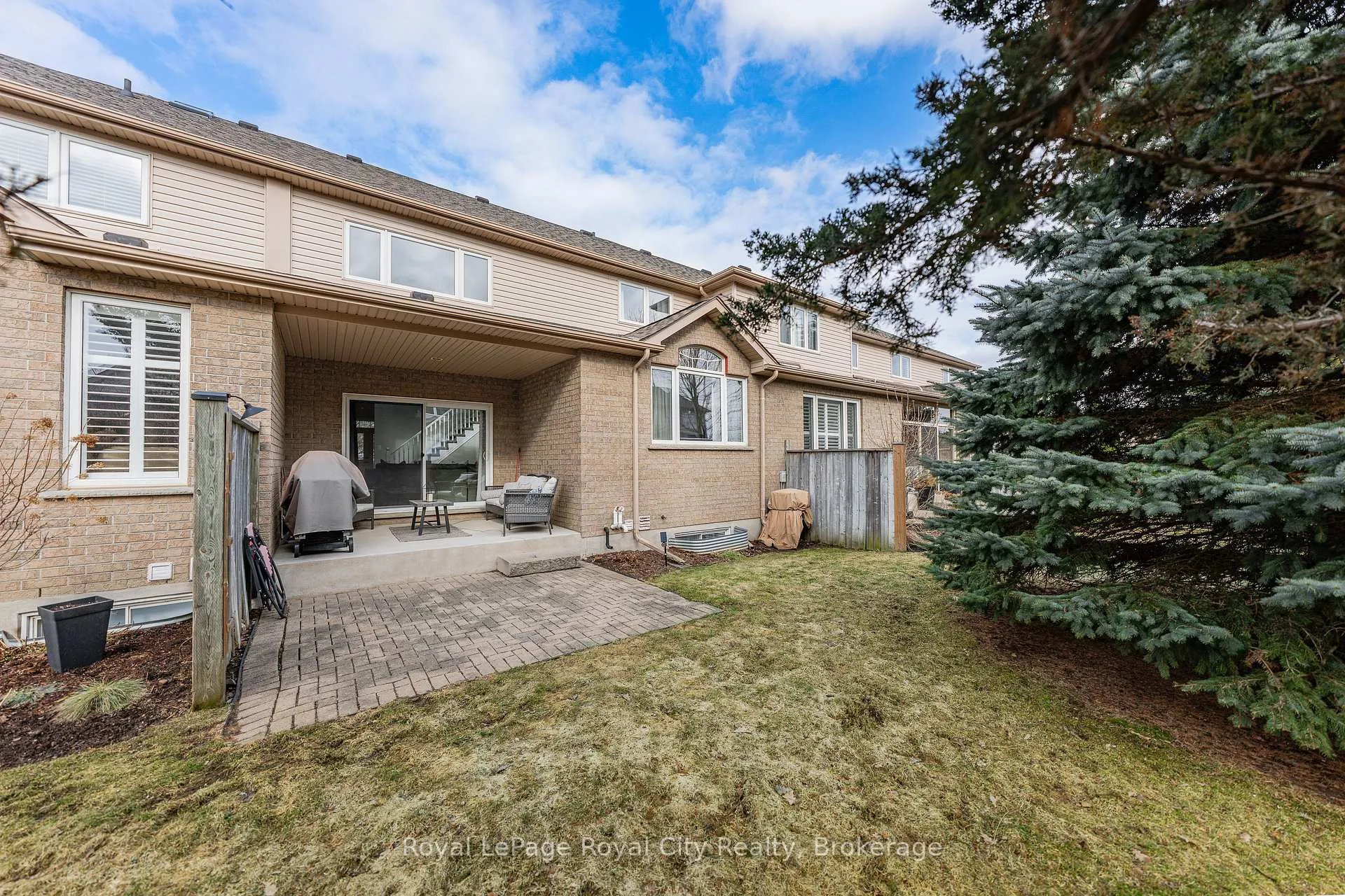 Photo 39 of Unit 3, 254 Summerfield Drive, Guelph, Pineridge/Westminster Woods — HOMEH