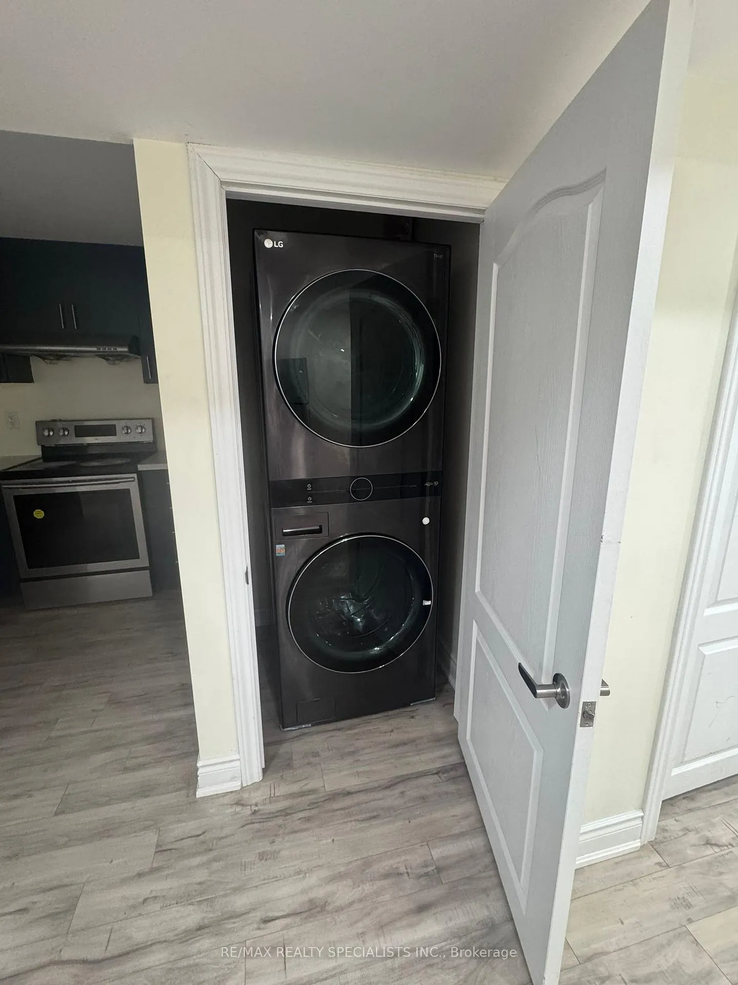 Photo 5 of Unit BASEMENT, 48 Ringway Road, Brampton, Northwest Brampton — HOMEH