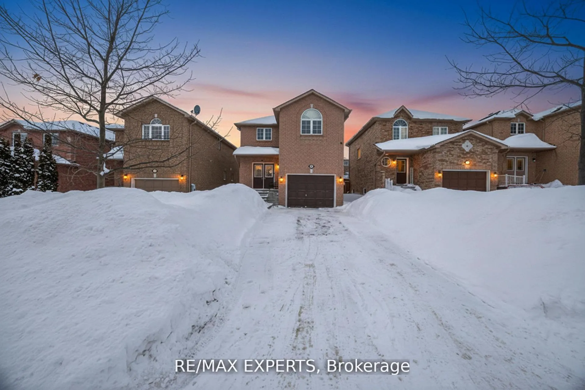 Photo 3 of 2166 Nevils Street, Innisfil, Alcona — HOMEH