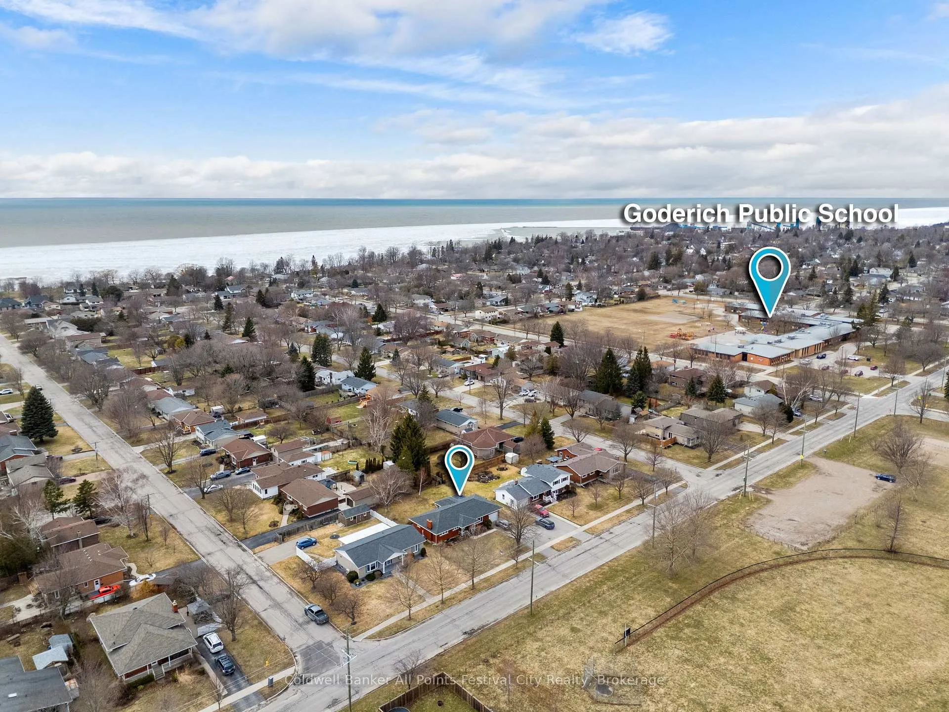 Photo 3 of 318 Eldon Street, Goderich, Goderich (Town) — HOMEH