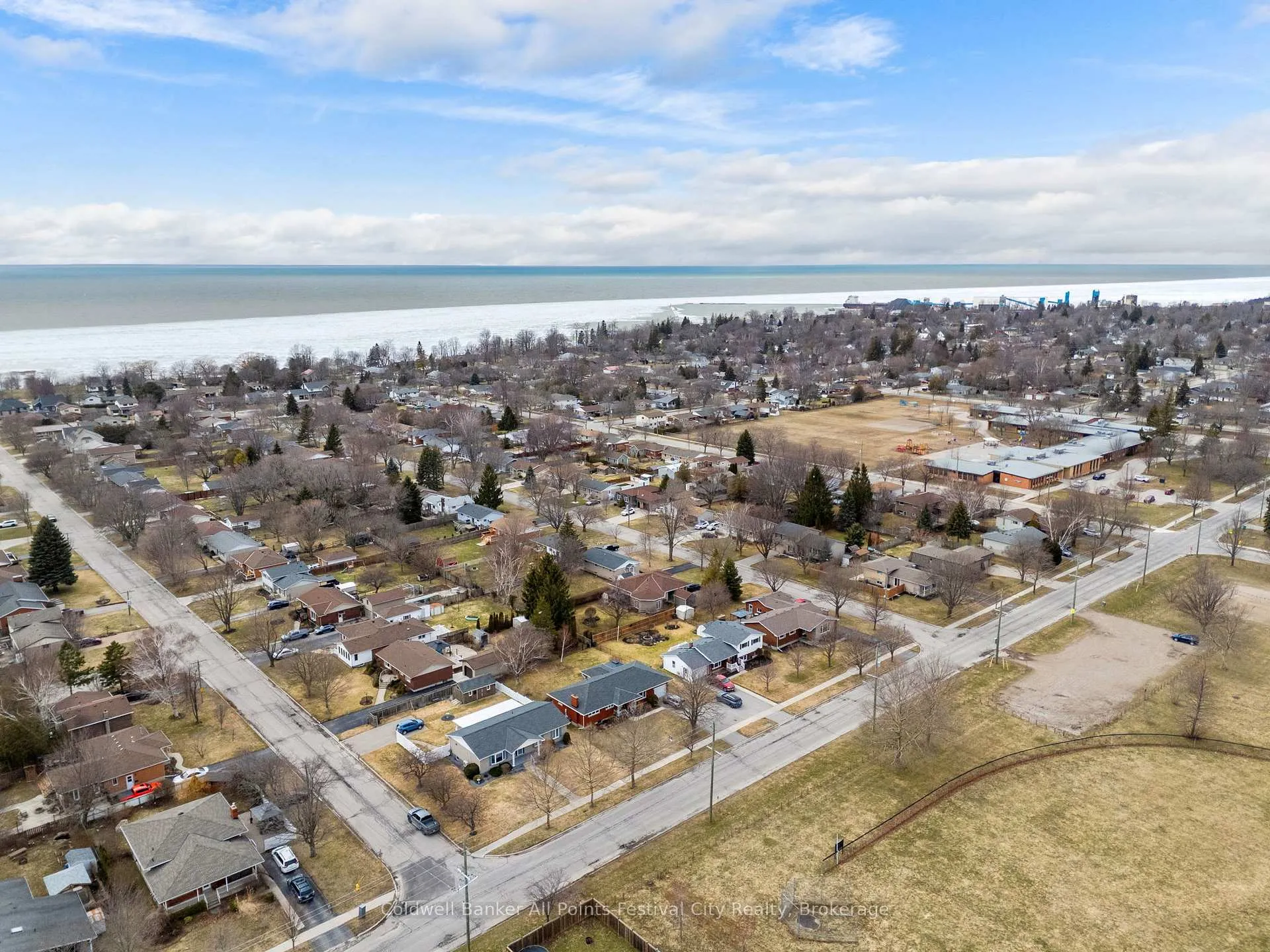 Photo 47 of 318 Eldon Street, Goderich, Goderich (Town) — HOMEH