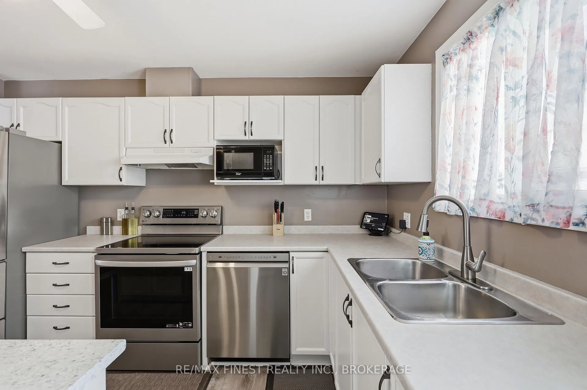 Photo 15 of 1341 Juniper Drive, Kingston, City Northwest — HOMEH