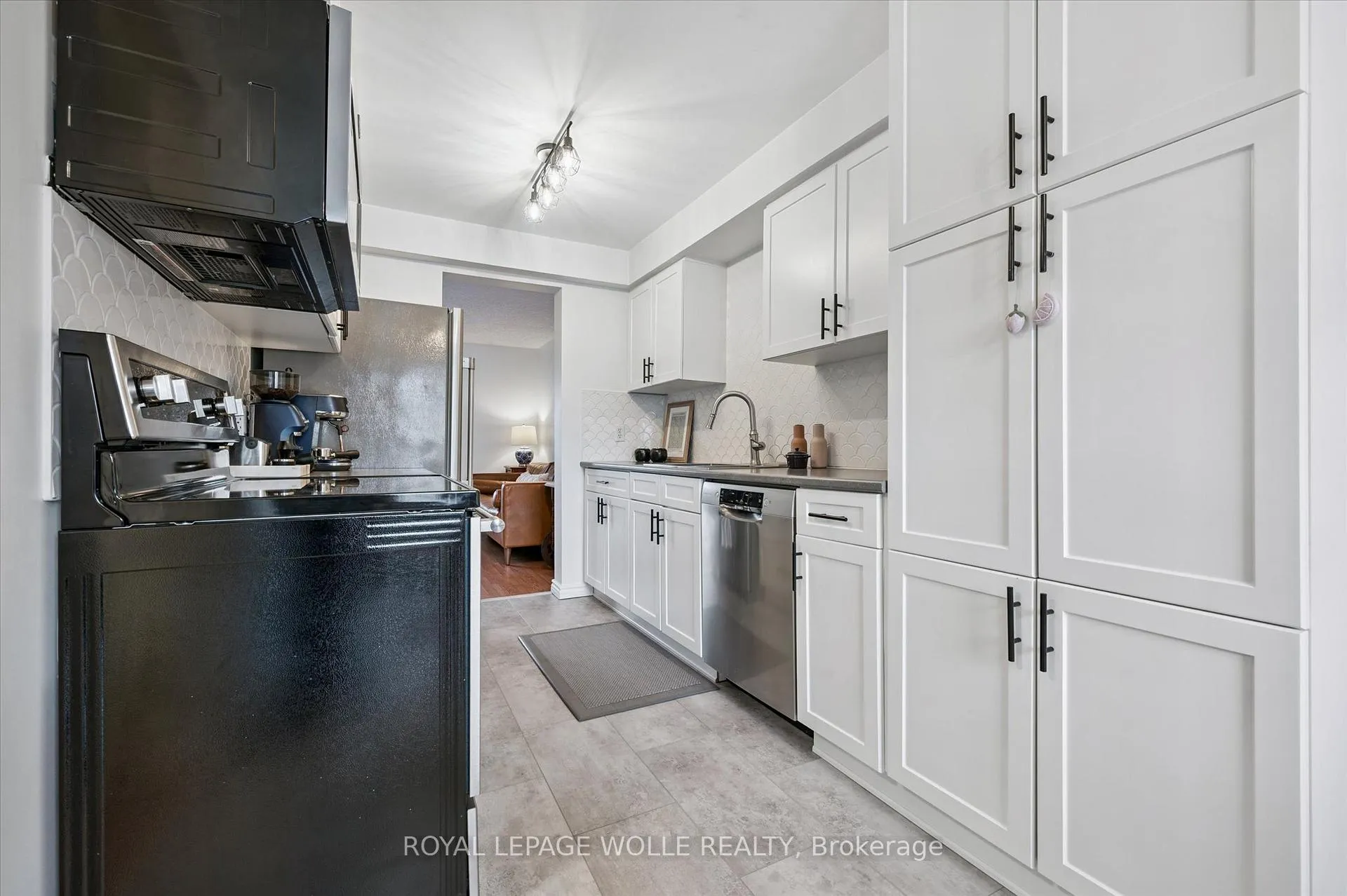 Photo 12 of Unit 32, 160 Rittenhouse Road, Kitchener — HOMEH