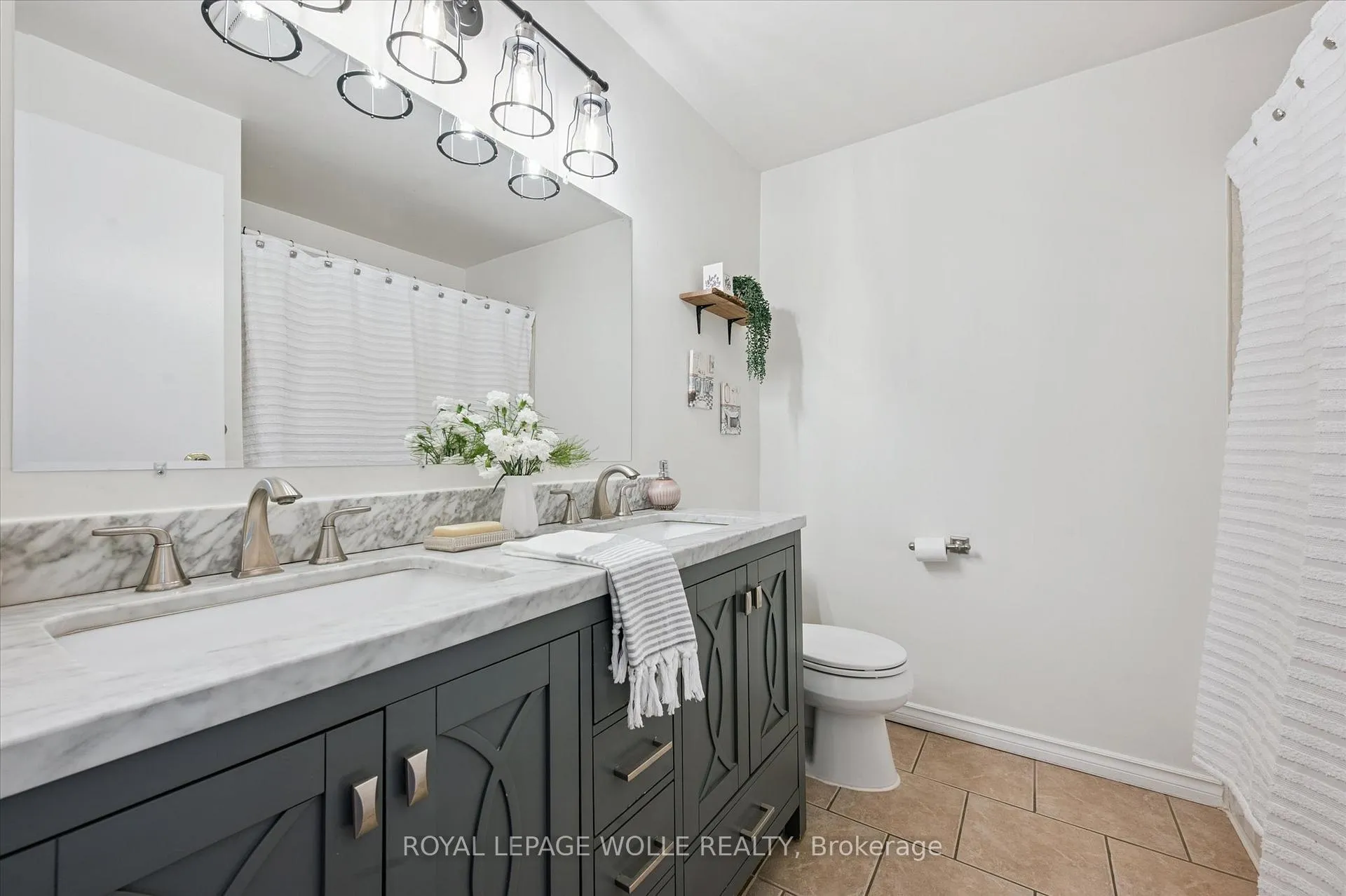 Photo 22 of Unit 32, 160 Rittenhouse Road, Kitchener — HOMEH