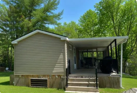 Photo 11 of 712 Poplar Crescent, Bracebridge, Macaulay — HOMEH