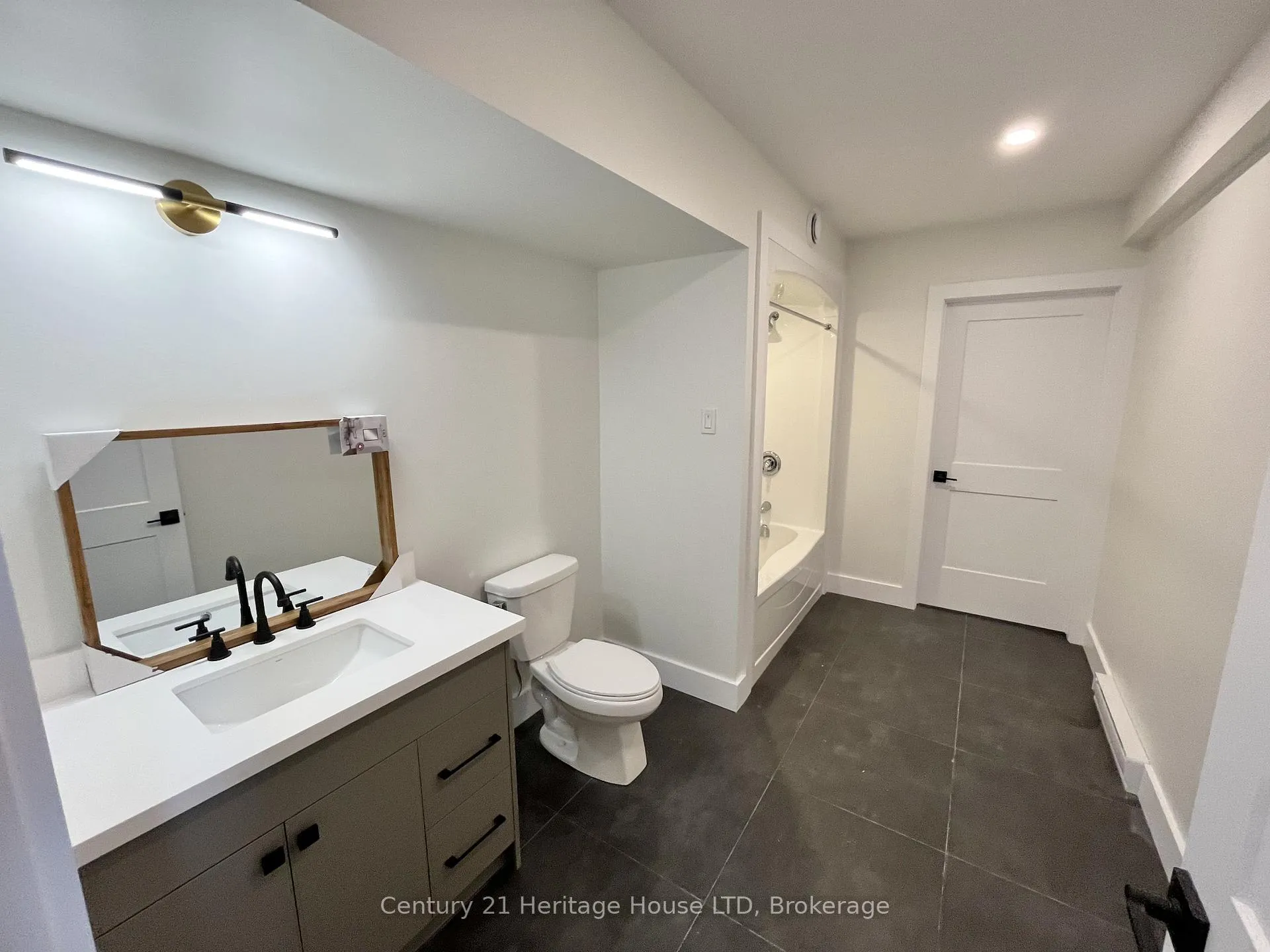 Photo 12 of 24A Valley Road, St. Catharines, Rykert/Vansickle — HOMEH