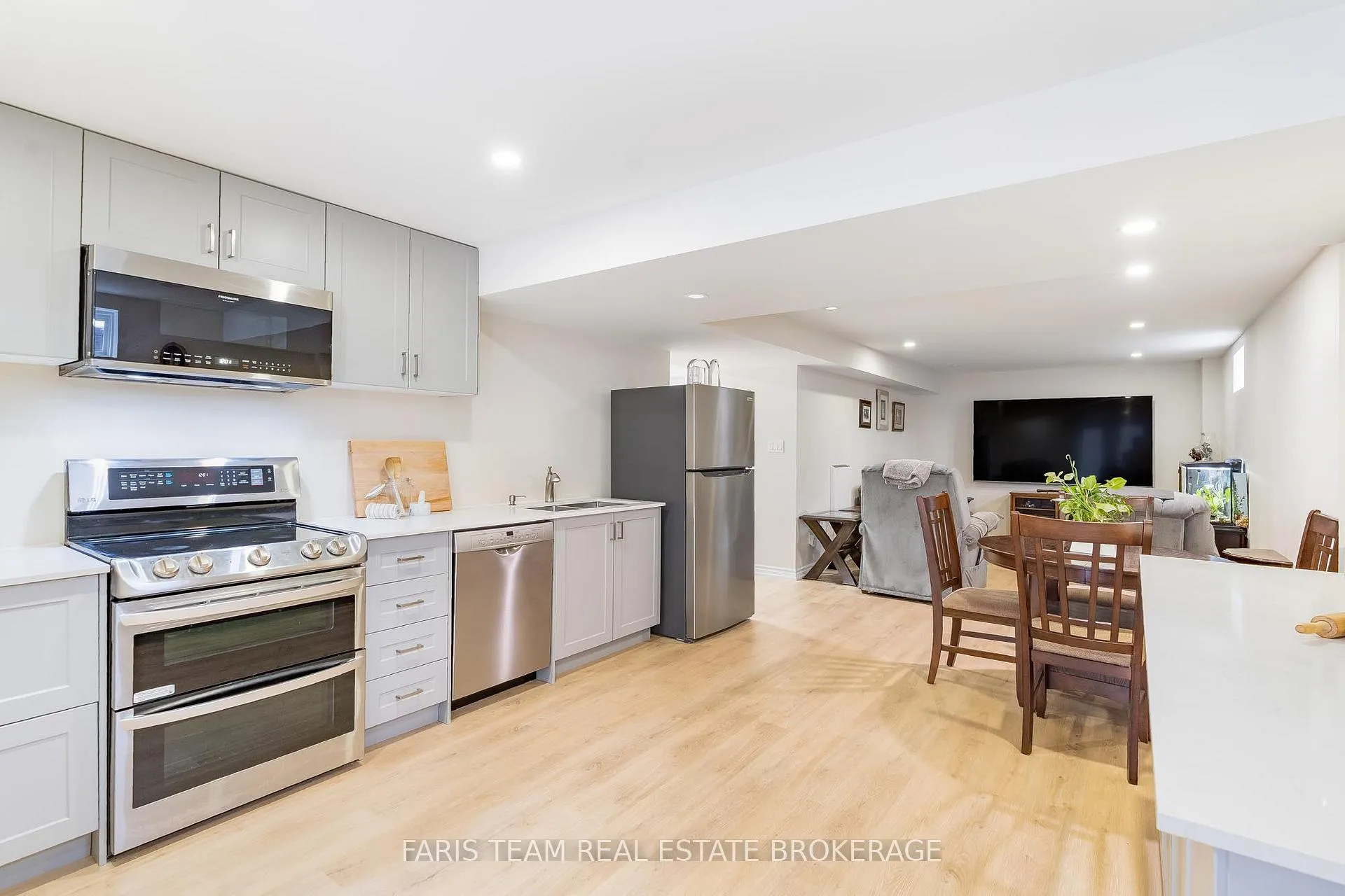 Photo 38 of 27 Marks Road, Springwater, Centre Vespra — HOMEH