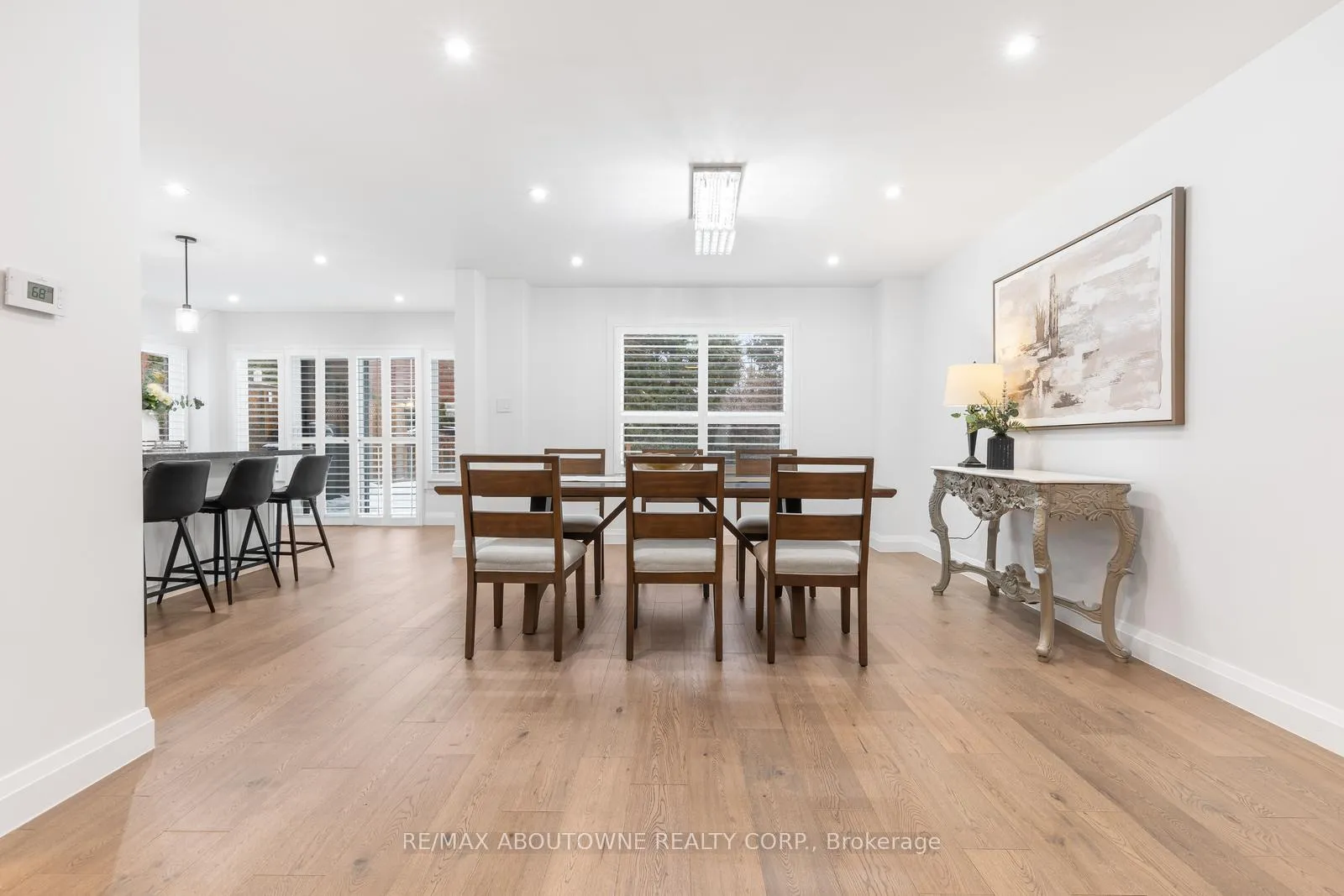 Photo 13 of 1324 Birchcliff Drive, Oakville, Glen Abbey — HOMEH