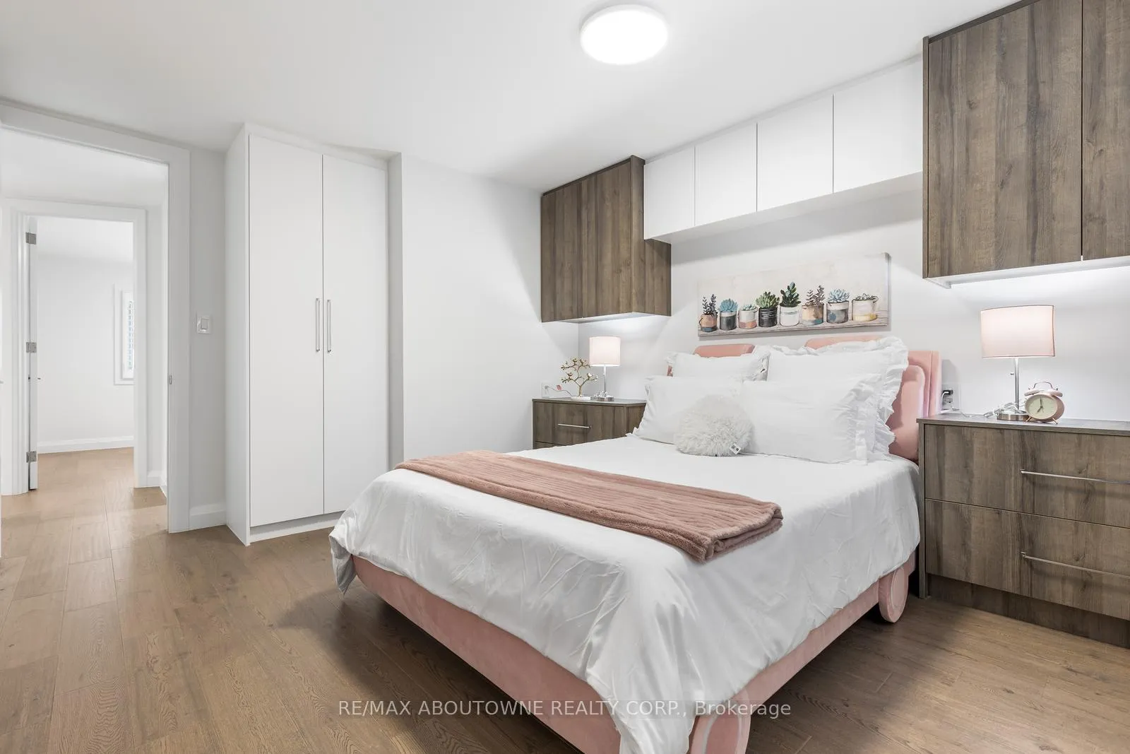 Photo 30 of 1324 Birchcliff Drive, Oakville, Glen Abbey — HOMEH