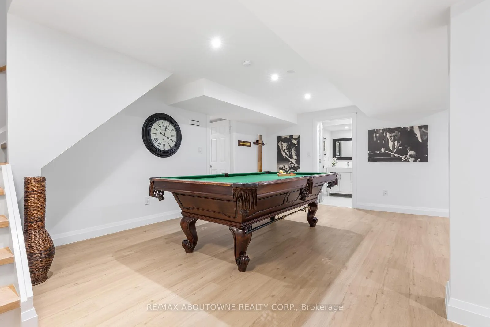 Photo 38 of 1324 Birchcliff Drive, Oakville, Glen Abbey — HOMEH