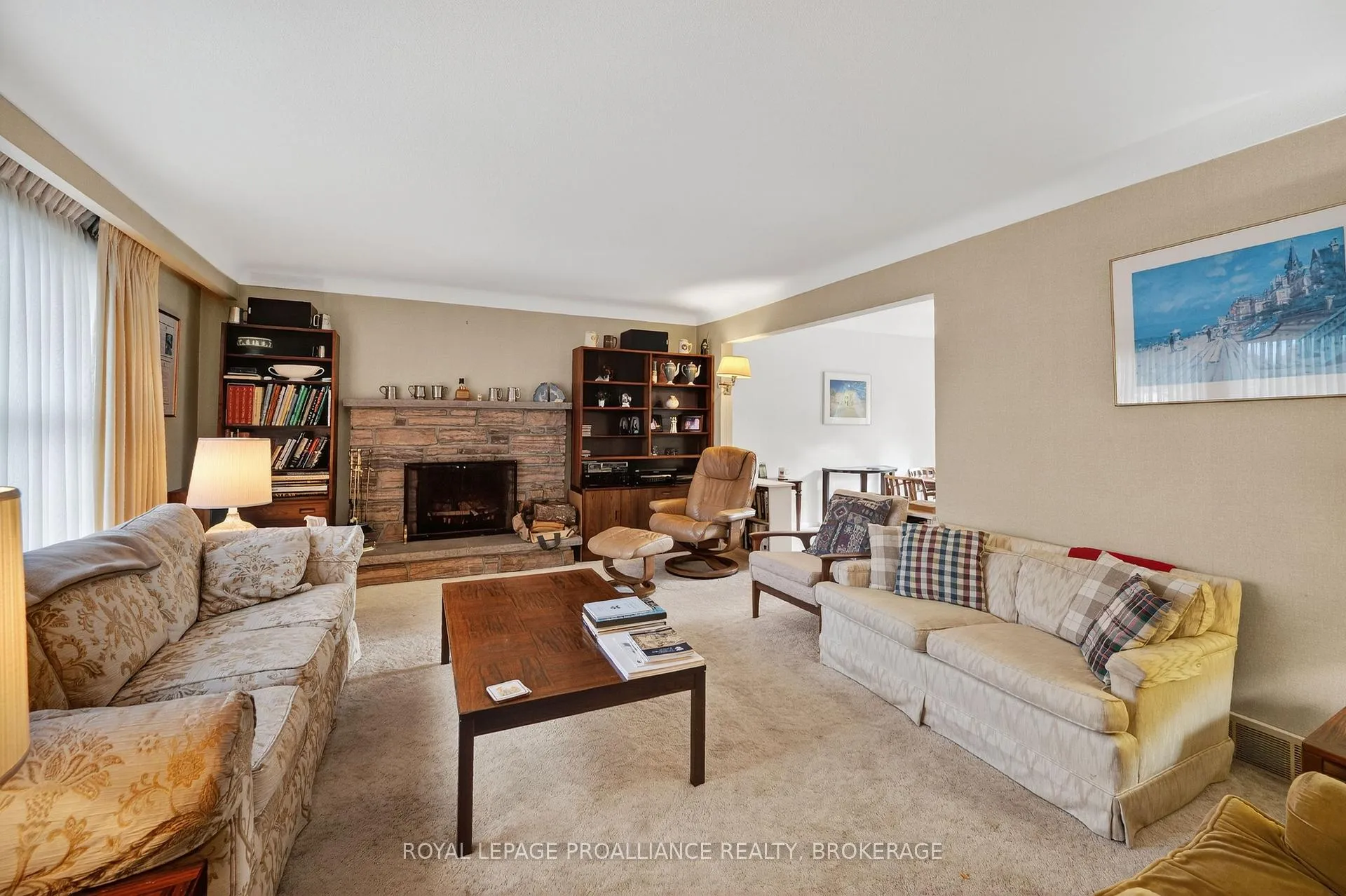 Photo 8 of 259 Fairway Hill Crescent, Kingston, Central City West — HOMEH