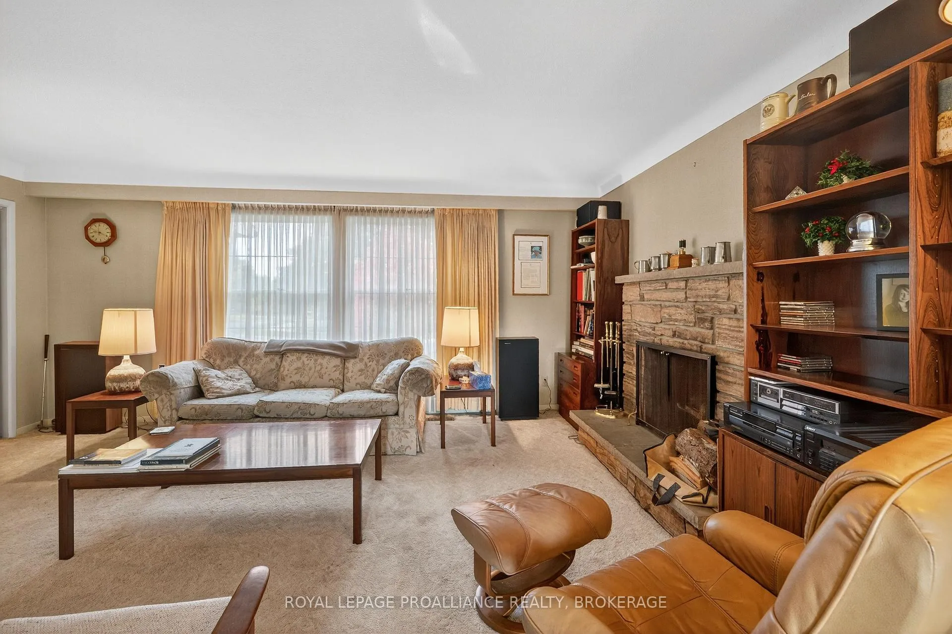 Photo 10 of 259 Fairway Hill Crescent, Kingston, Central City West — HOMEH
