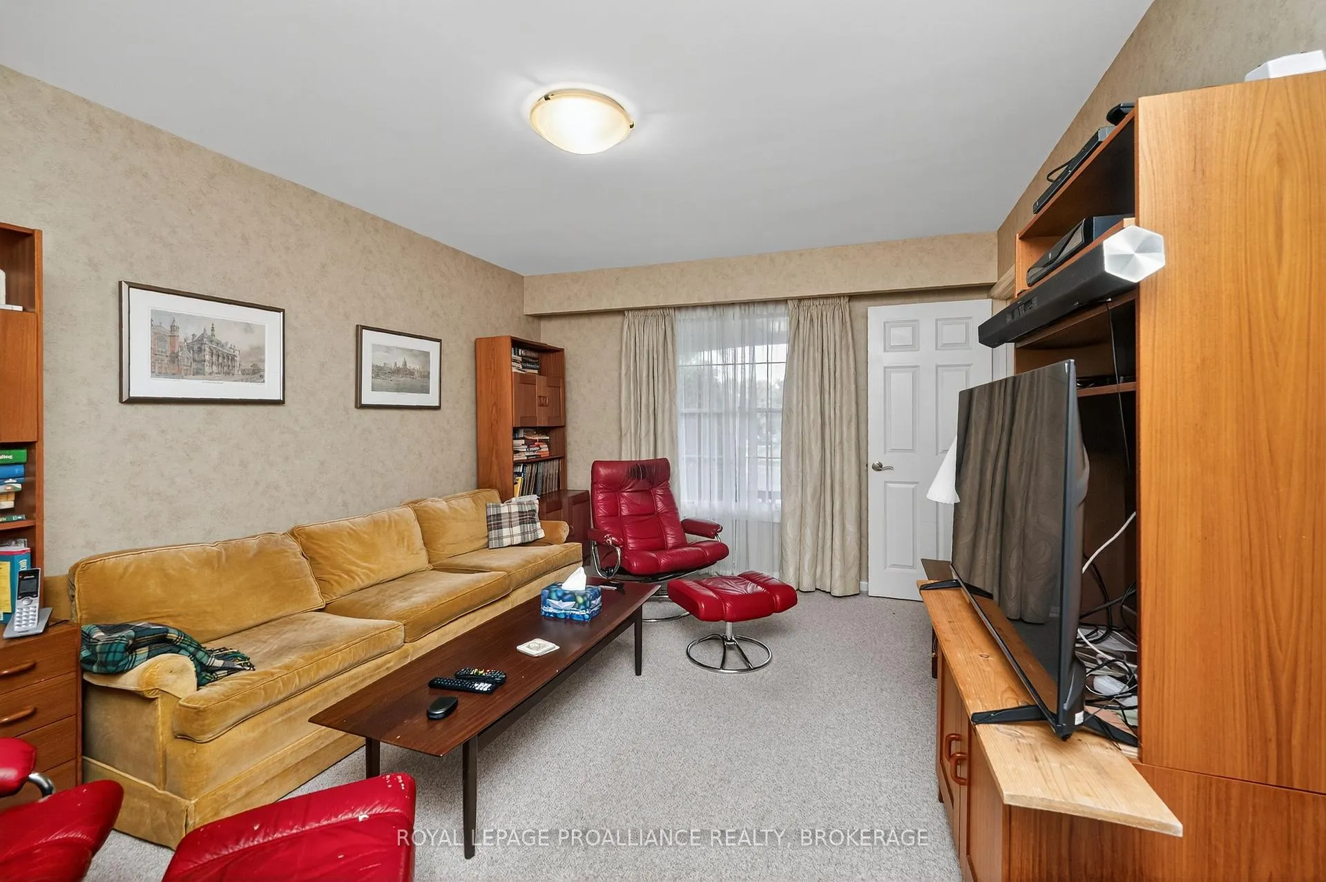 Photo 18 of 259 Fairway Hill Crescent, Kingston, Central City West — HOMEH