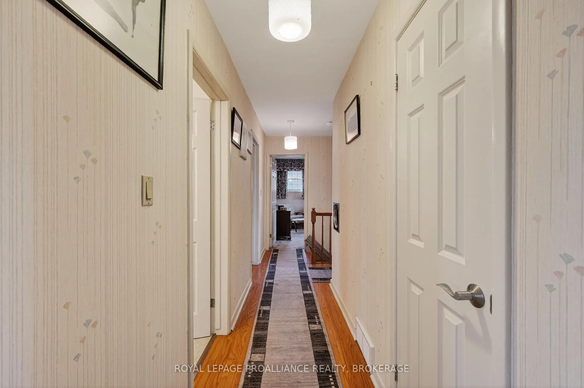 Photo 35 of 259 Fairway Hill Crescent, Kingston, Central City West — HOMEH