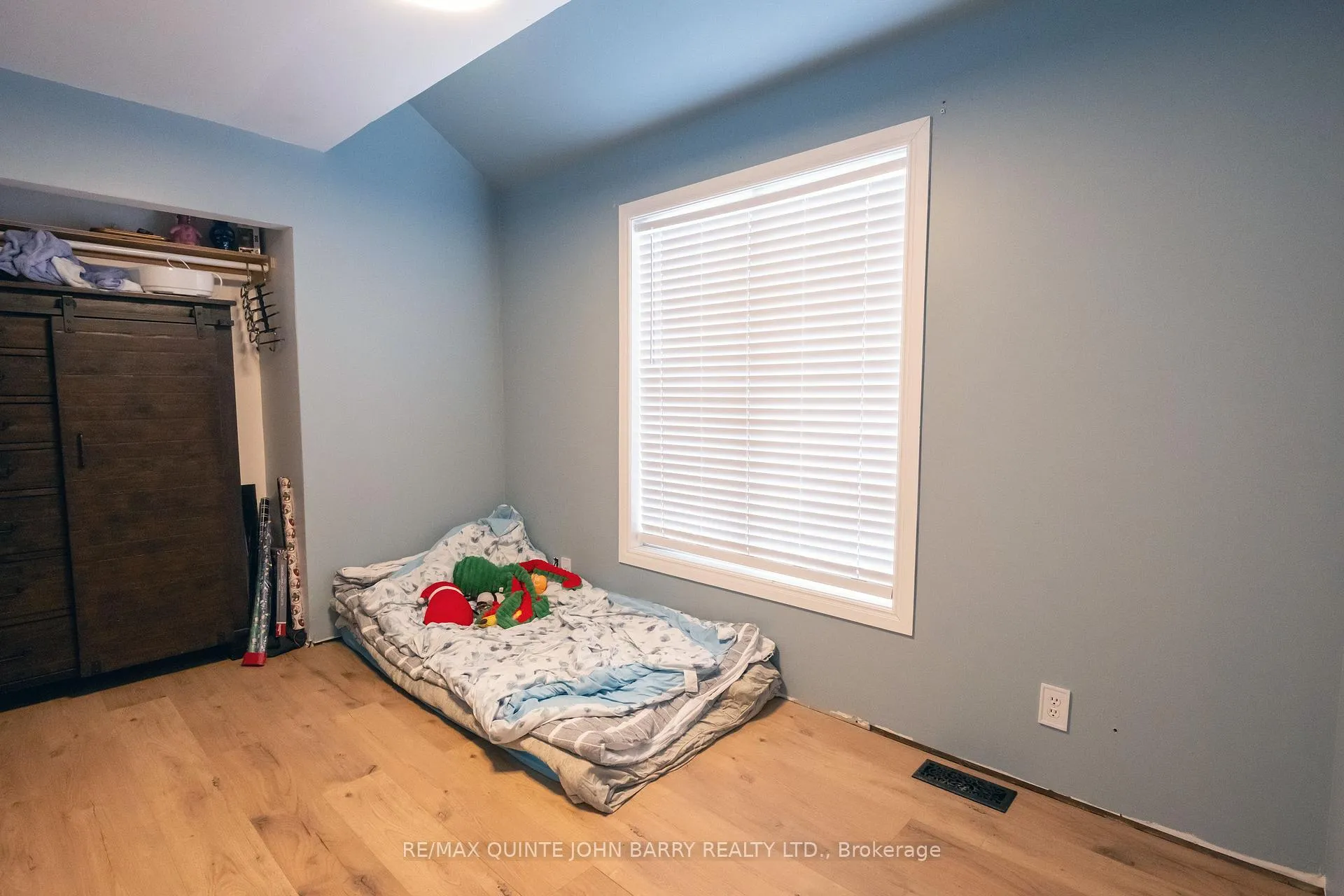 Photo 17 of 61 Kidd Avenue, Quinte West, Trenton Ward — HOMEH