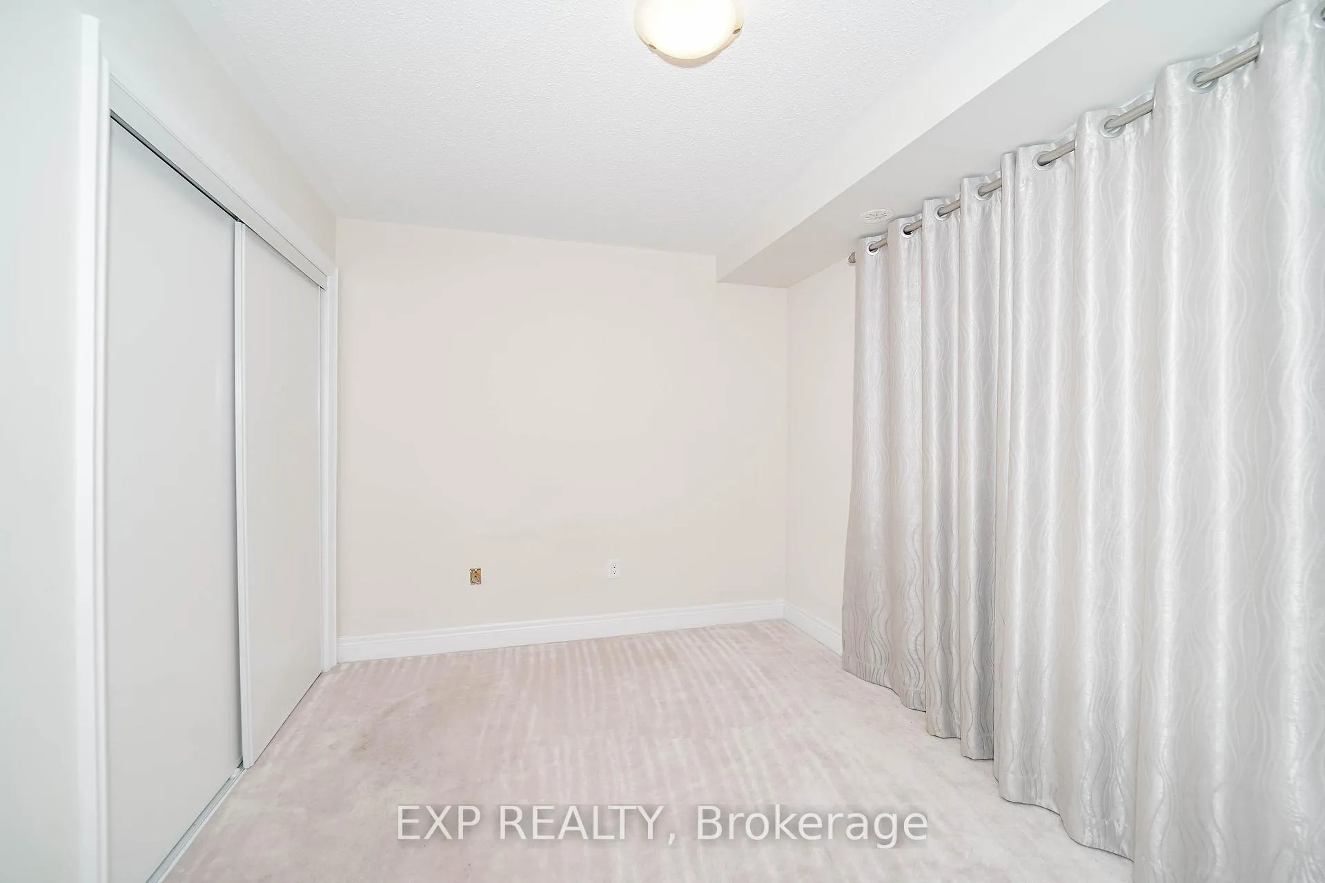 Photo 27 of 34 Bonnycastle Road, Markham, Unionville — HOMEH