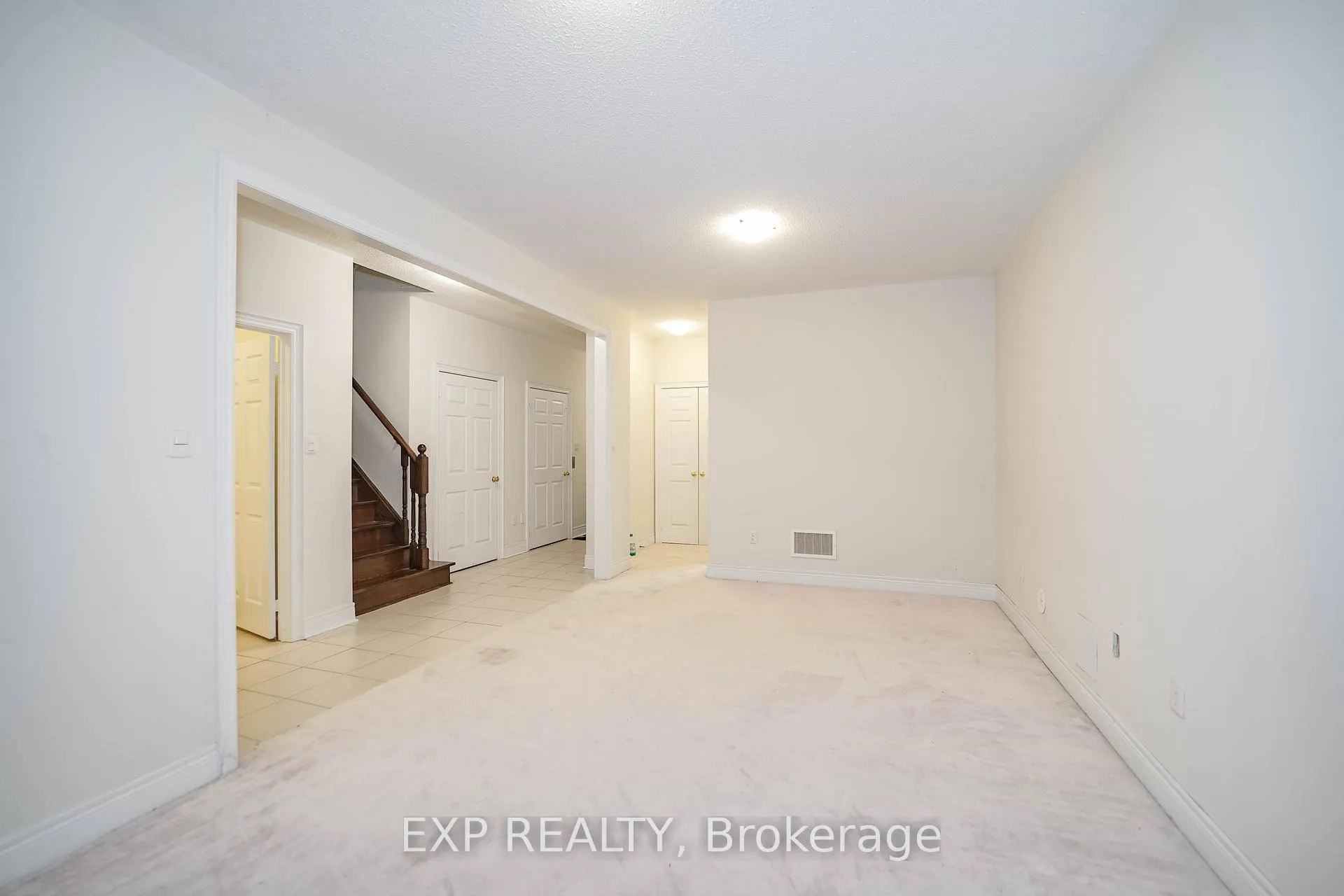 Photo 28 of 34 Bonnycastle Road, Markham, Unionville — HOMEH
