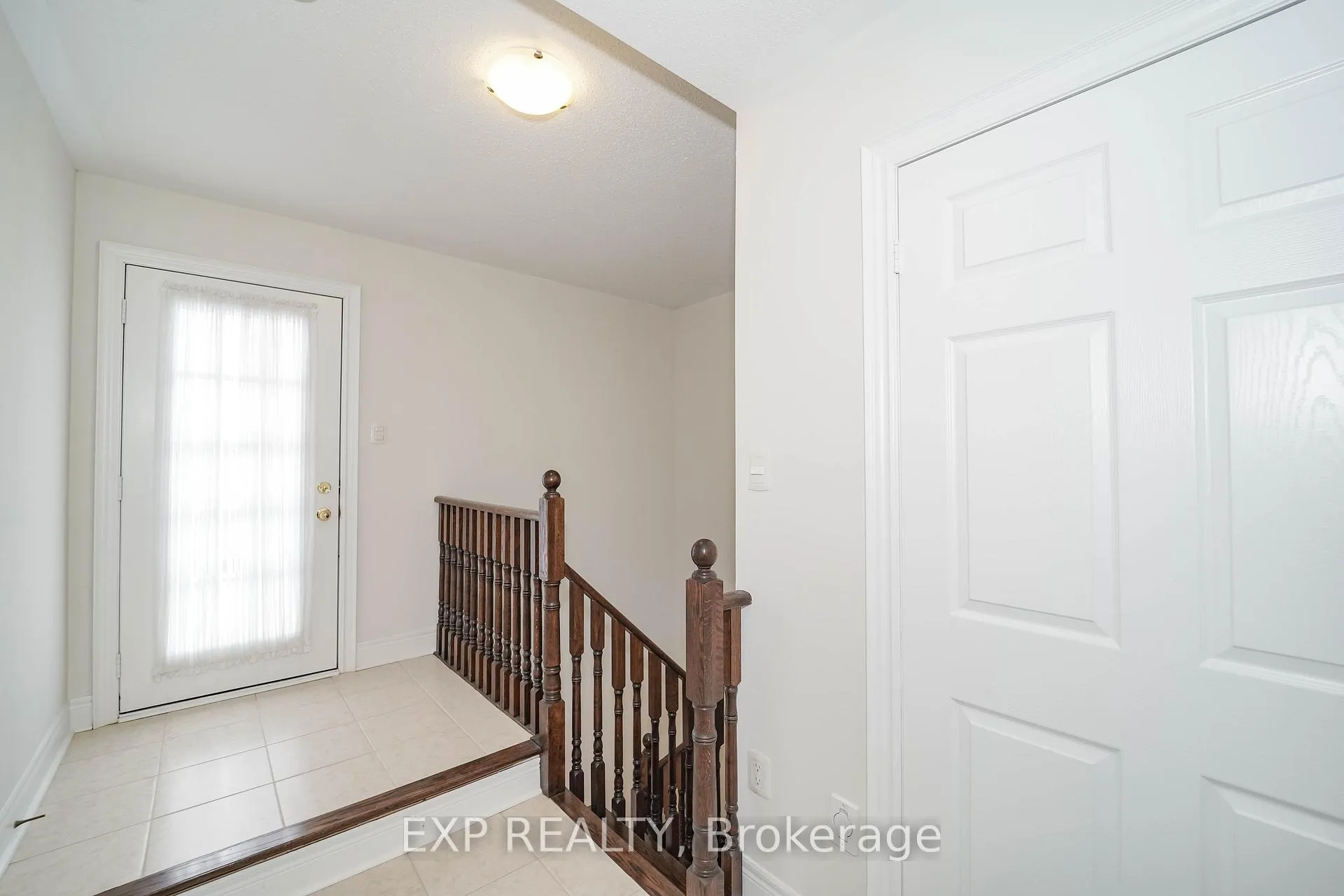 Photo 29 of 34 Bonnycastle Road, Markham, Unionville — HOMEH