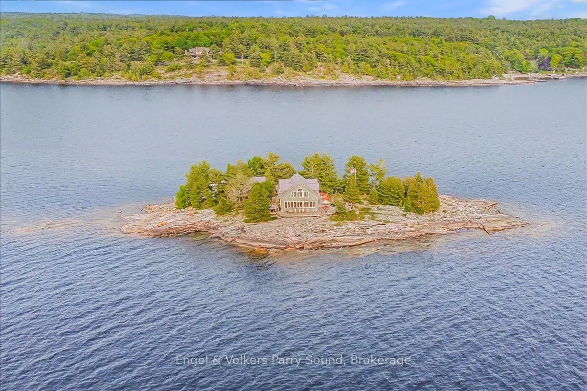 Photo 4 of 1 Three Tree Island, The Archipelago, Archipelago North — HOMEH