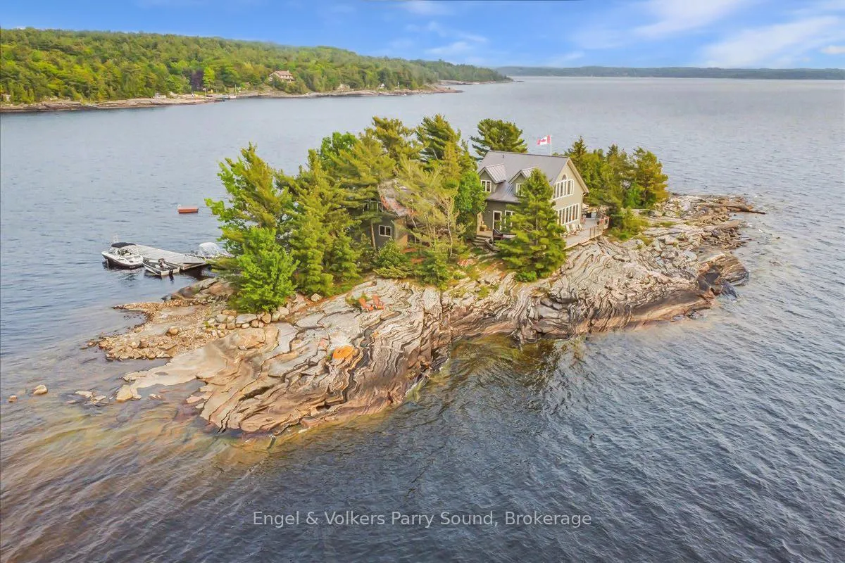 Photo 3 of 1 Three Tree Island, The Archipelago, Archipelago North — HOMEH