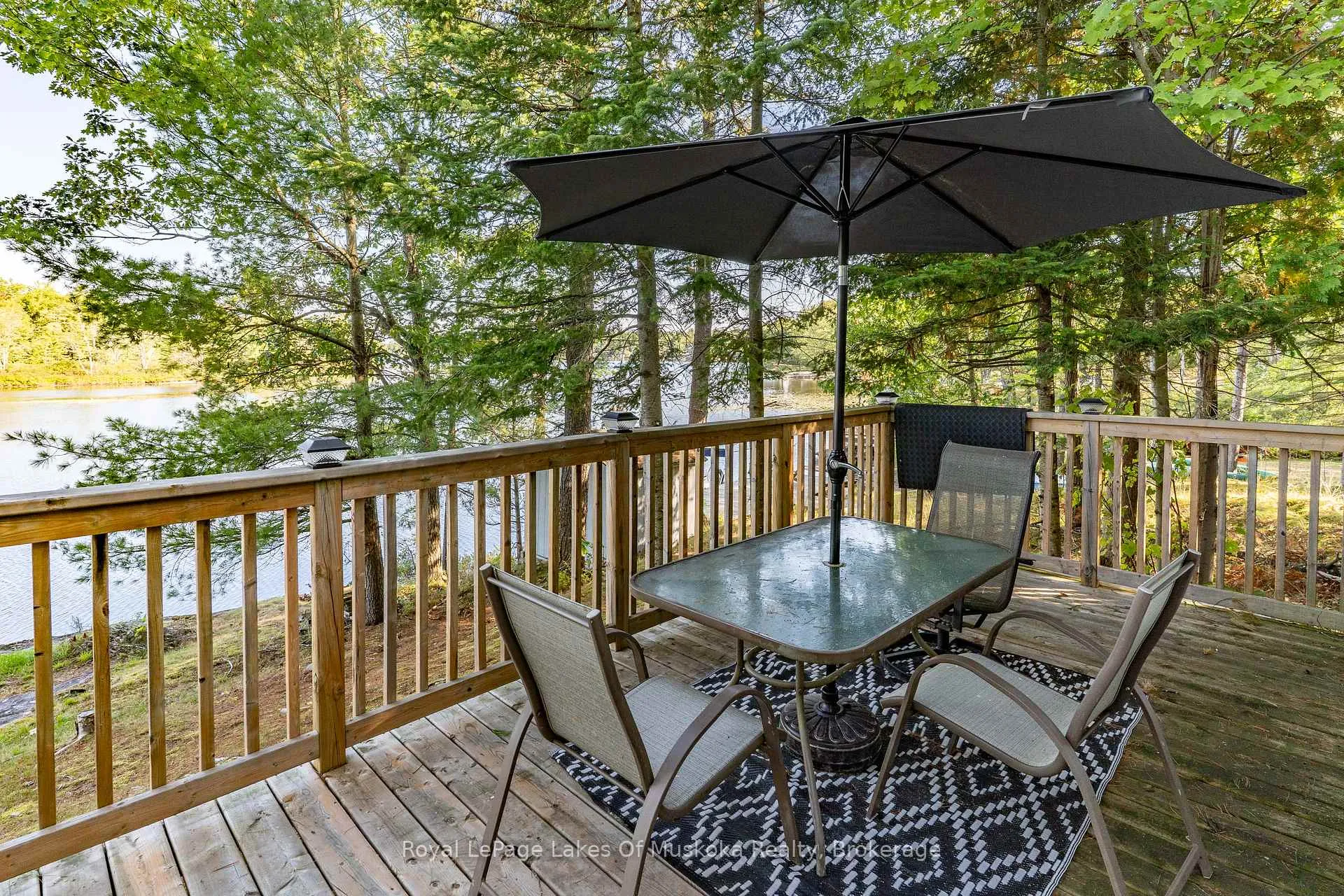 Photo 12 of 1010 Tara Lane, Gravenhurst, Wood (Gravenhurst) — HOMEH