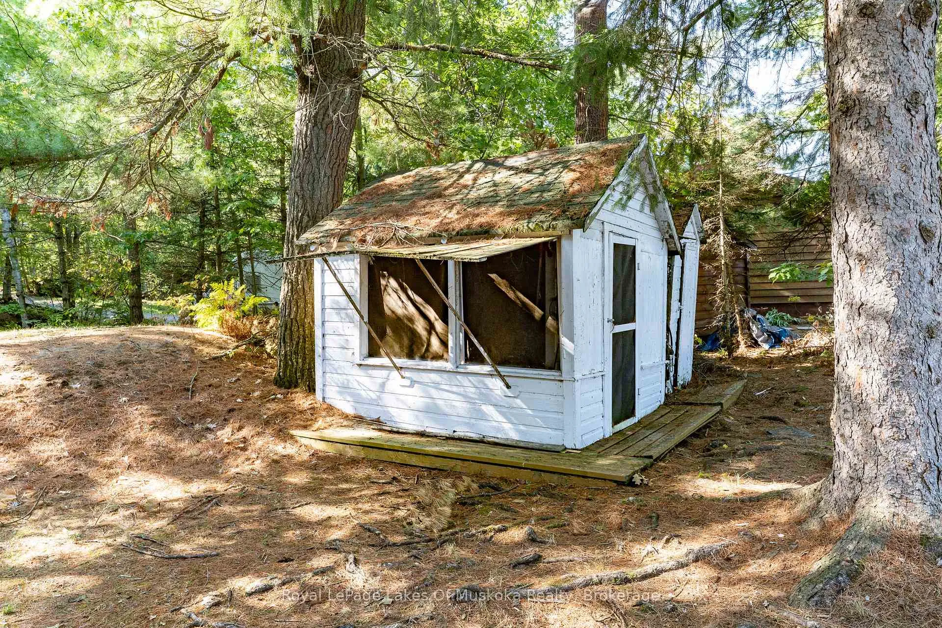 Photo 18 of 1010 Tara Lane, Gravenhurst, Wood (Gravenhurst) — HOMEH
