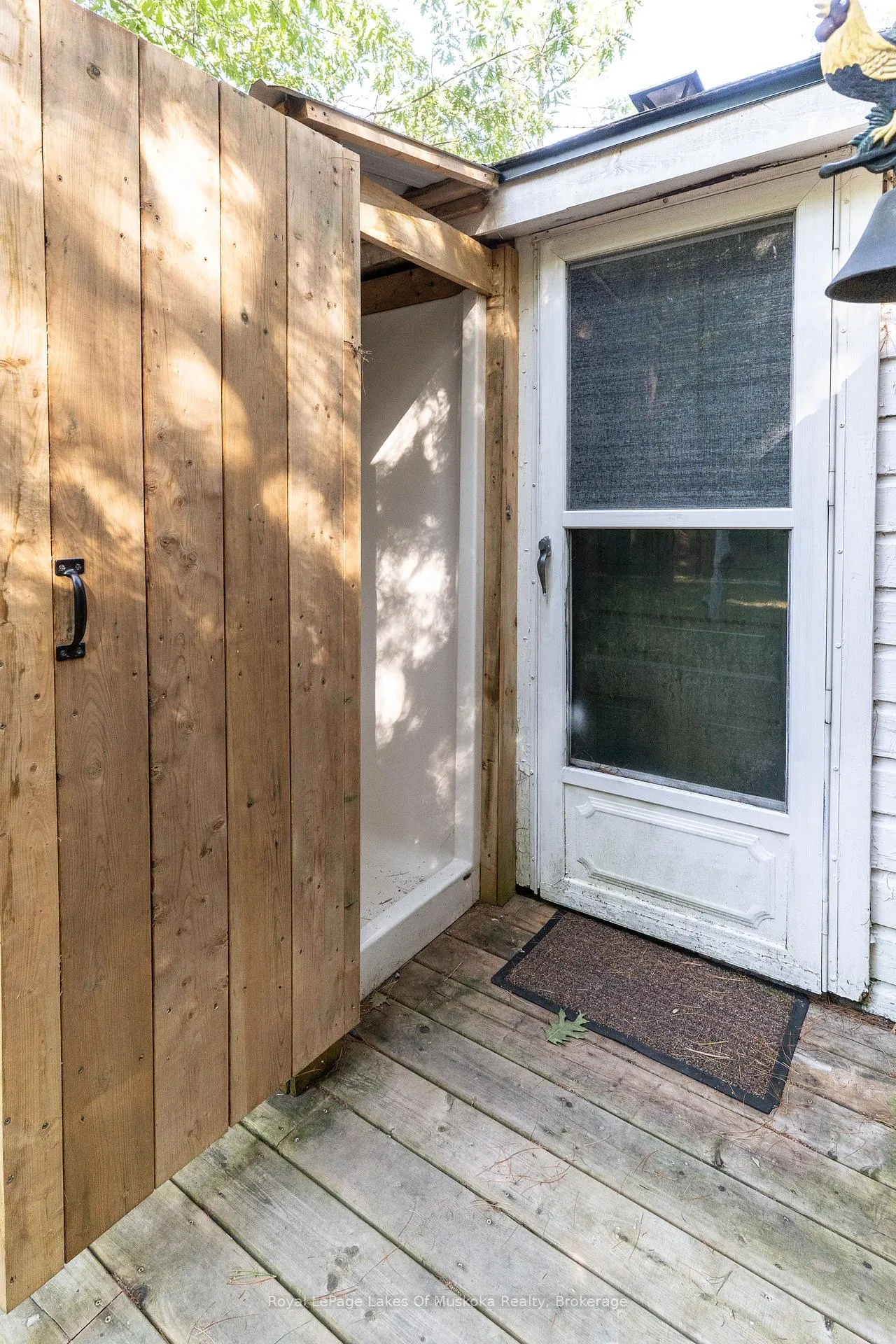 Photo 22 of 1010 Tara Lane, Gravenhurst, Wood (Gravenhurst) — HOMEH