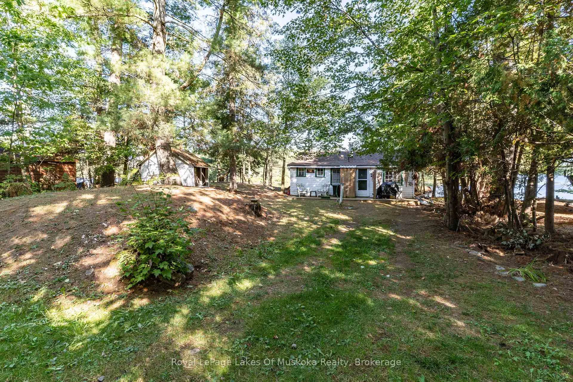 Photo 33 of 1010 Tara Lane, Gravenhurst, Wood (Gravenhurst) — HOMEH