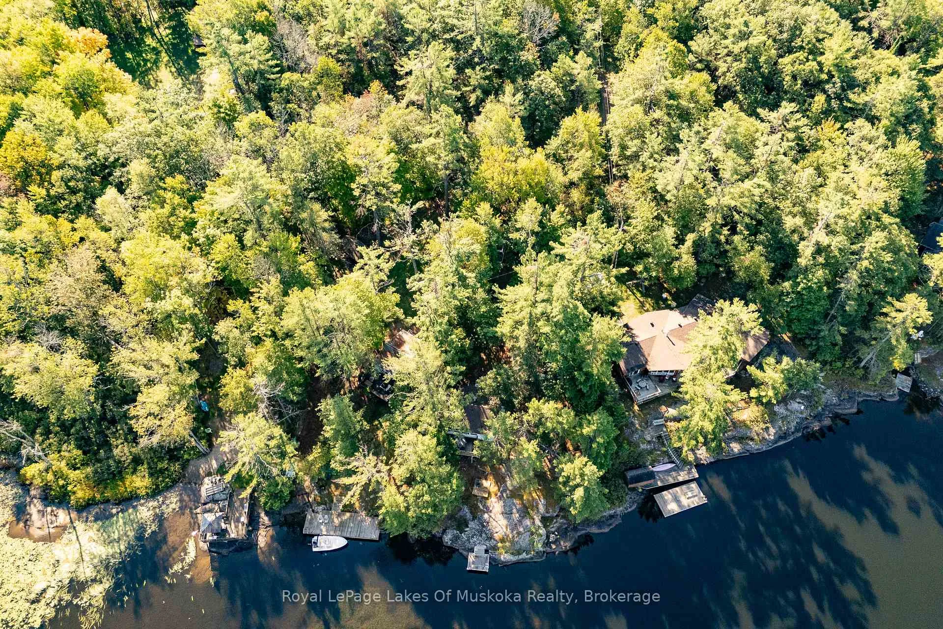 Photo 38 of 1010 Tara Lane, Gravenhurst, Wood (Gravenhurst) — HOMEH
